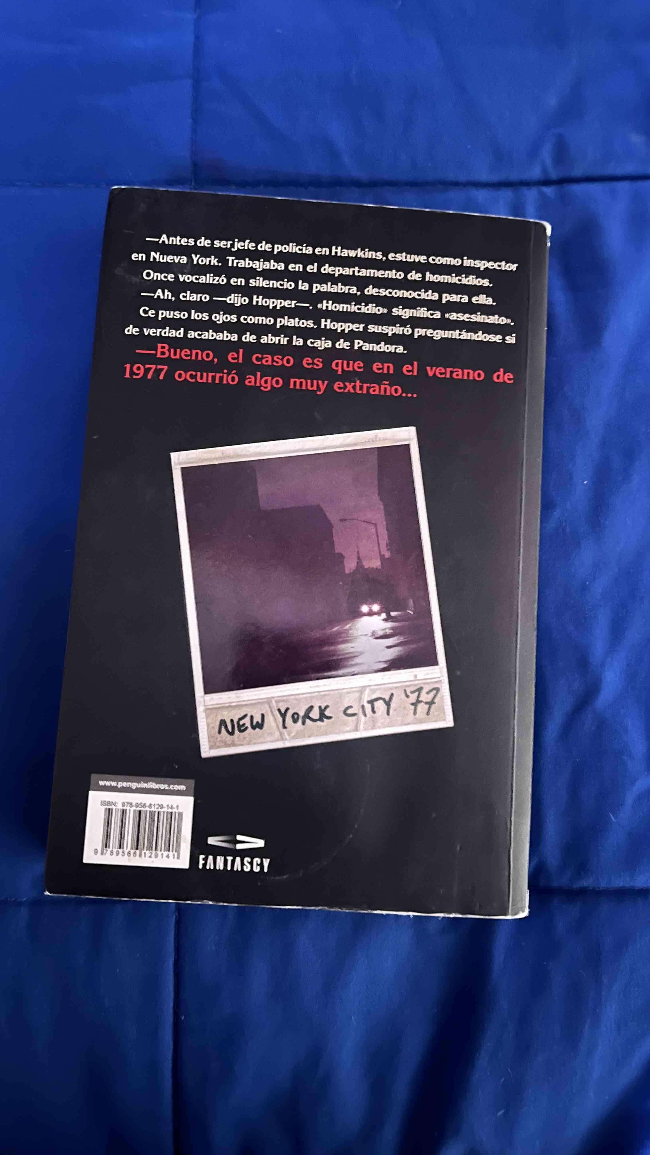 Libro Stranger Things: A Oscuras en la Ciudad - miniatura 2