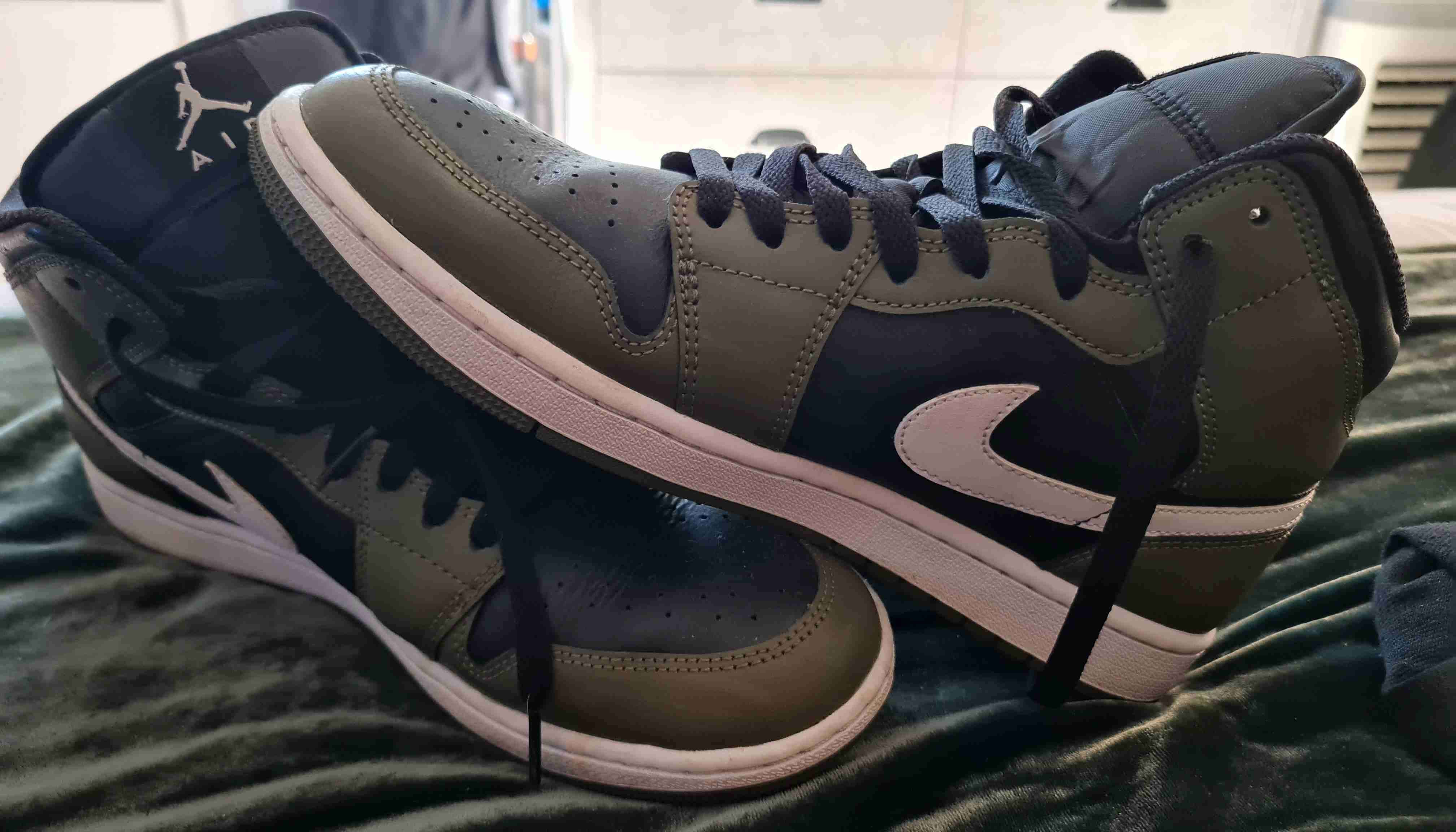 Zapatillas Air Jordan verde y negro - miniatura 3