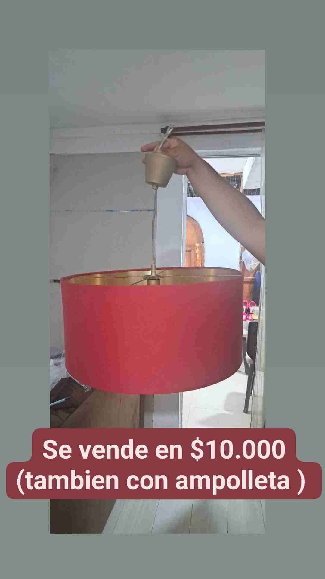 Lámpara colgante roja