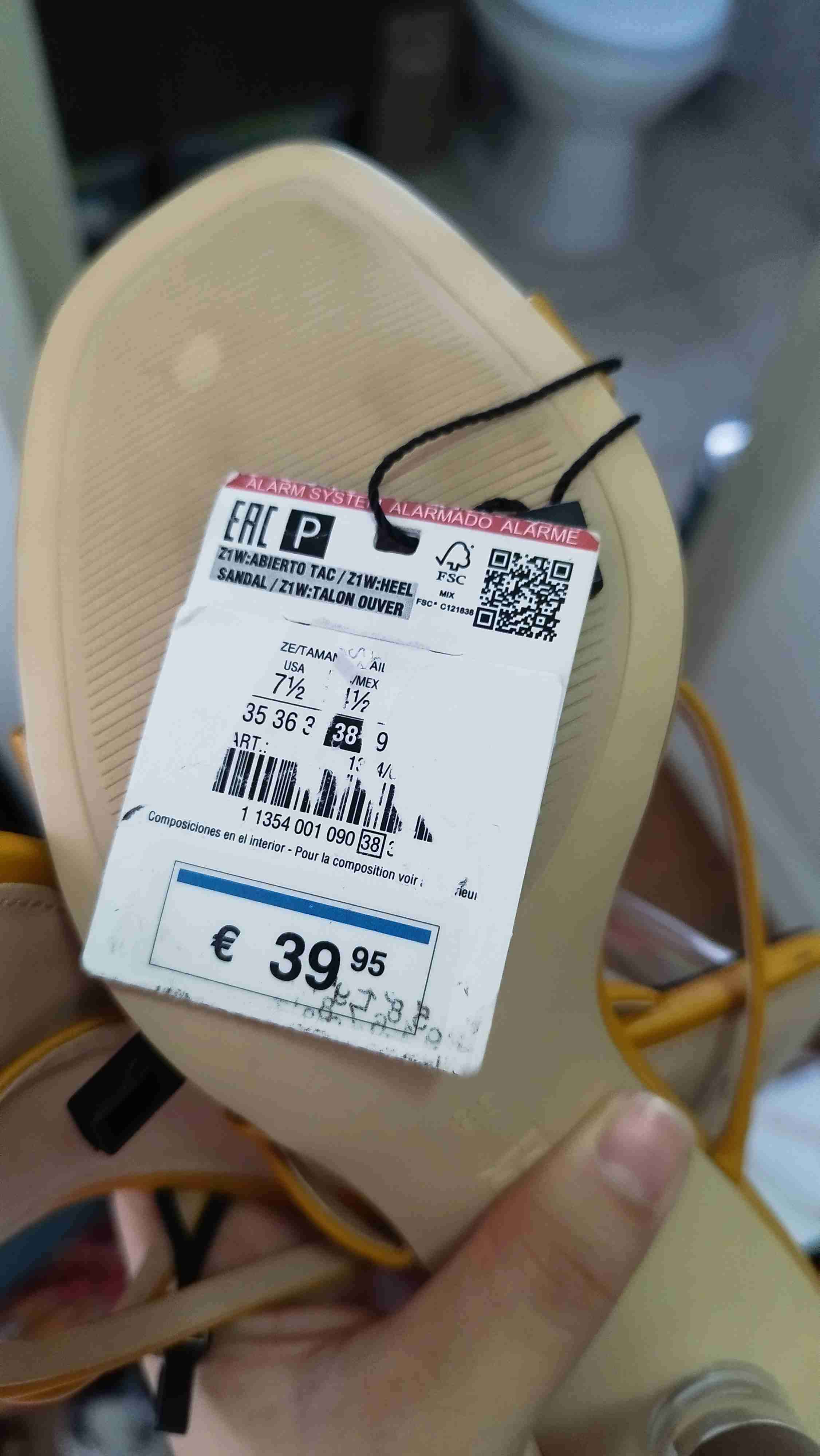 Sandalias amarillas Zara nuevas - miniatura 5