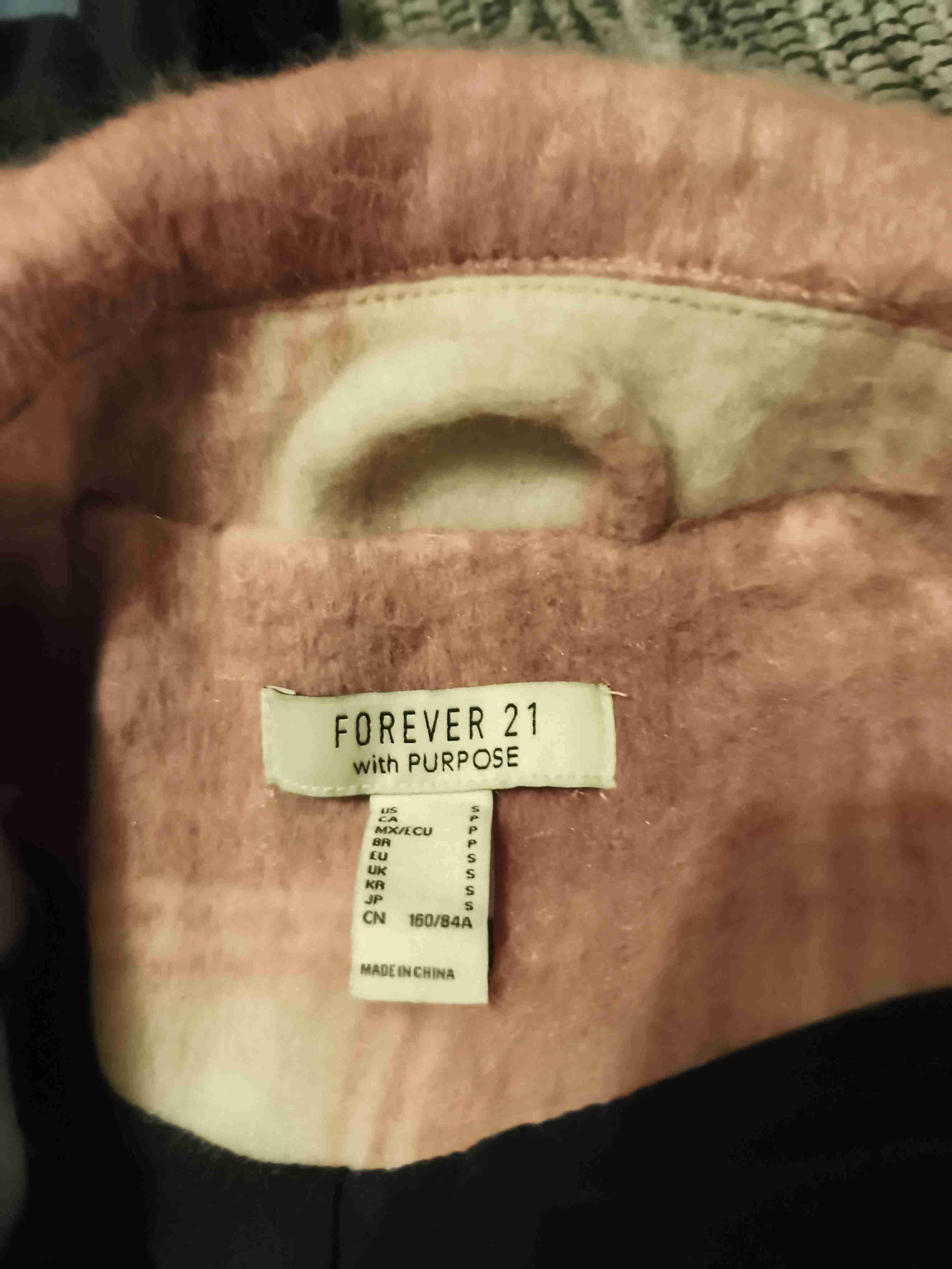 Chaqueta de cuadros rosada - miniatura 3