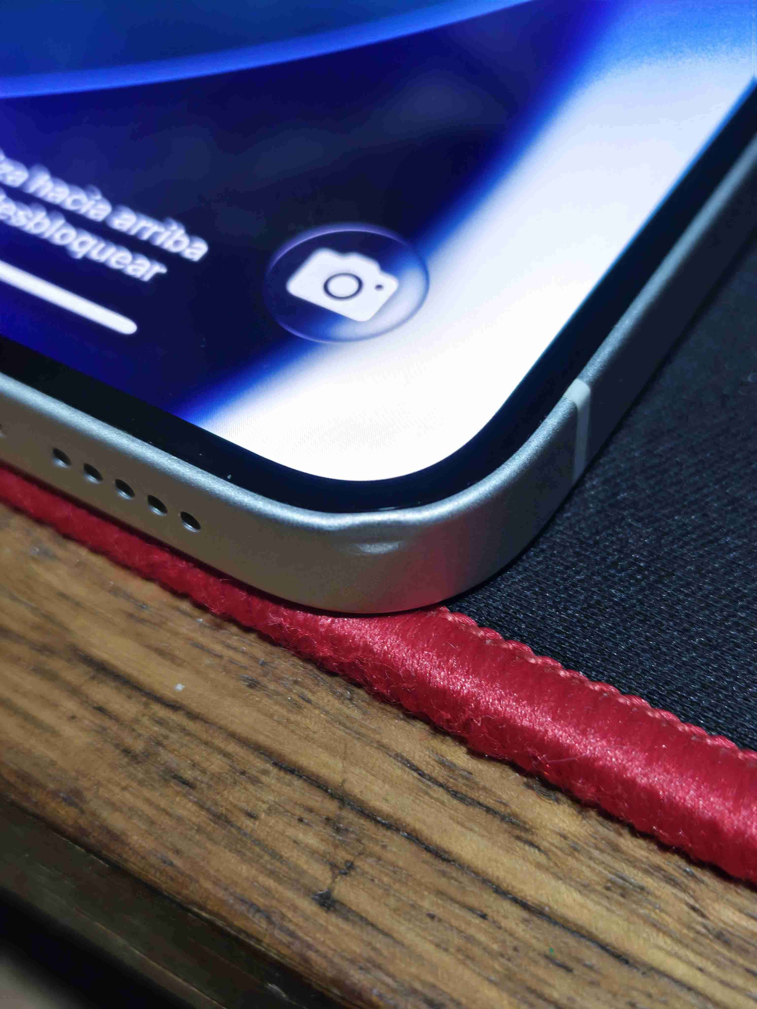 iPhone 14 / 128gb / 85% Batería - miniatura 6