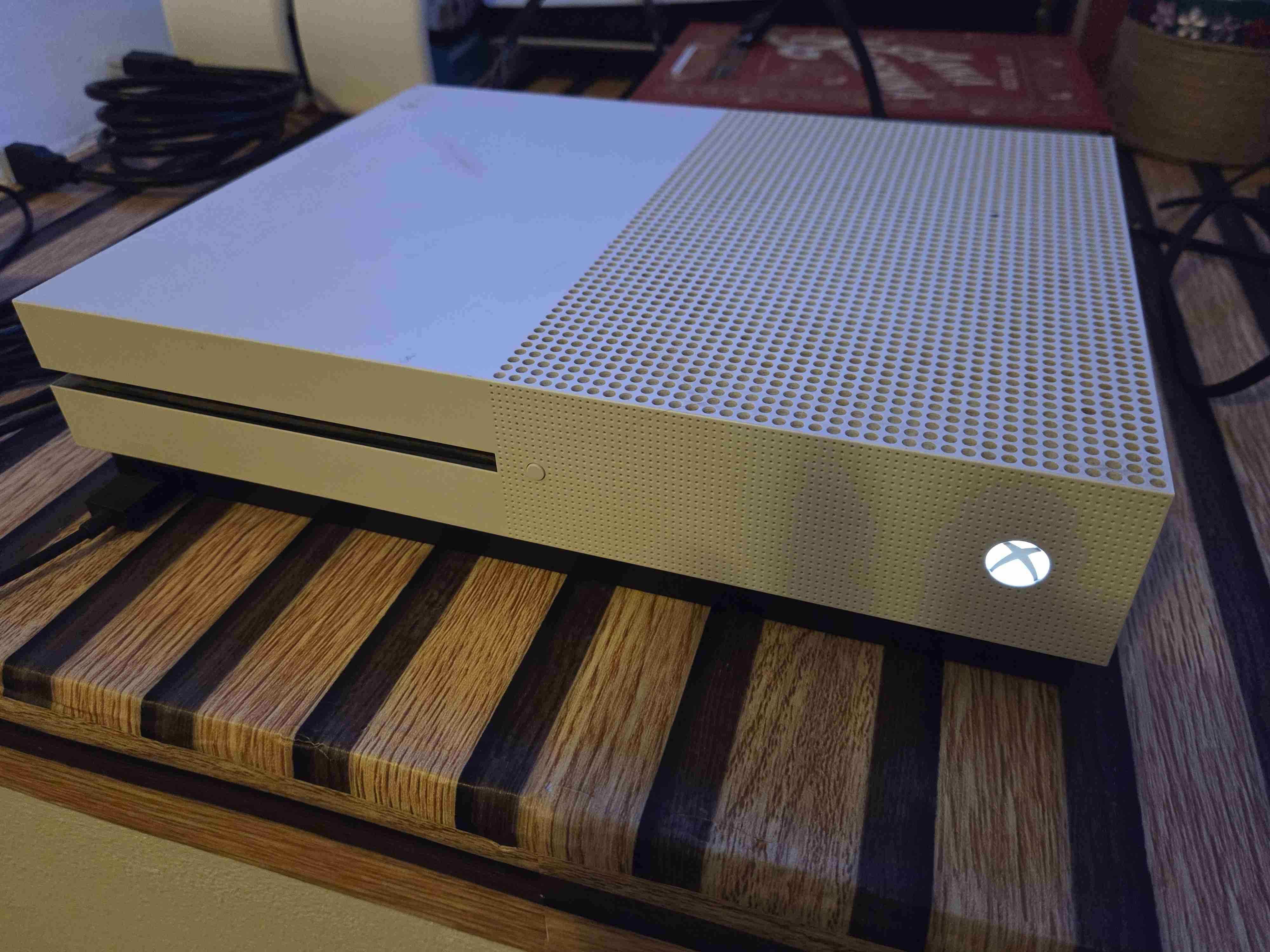 Consola Xbox One S blanca - miniatura 1