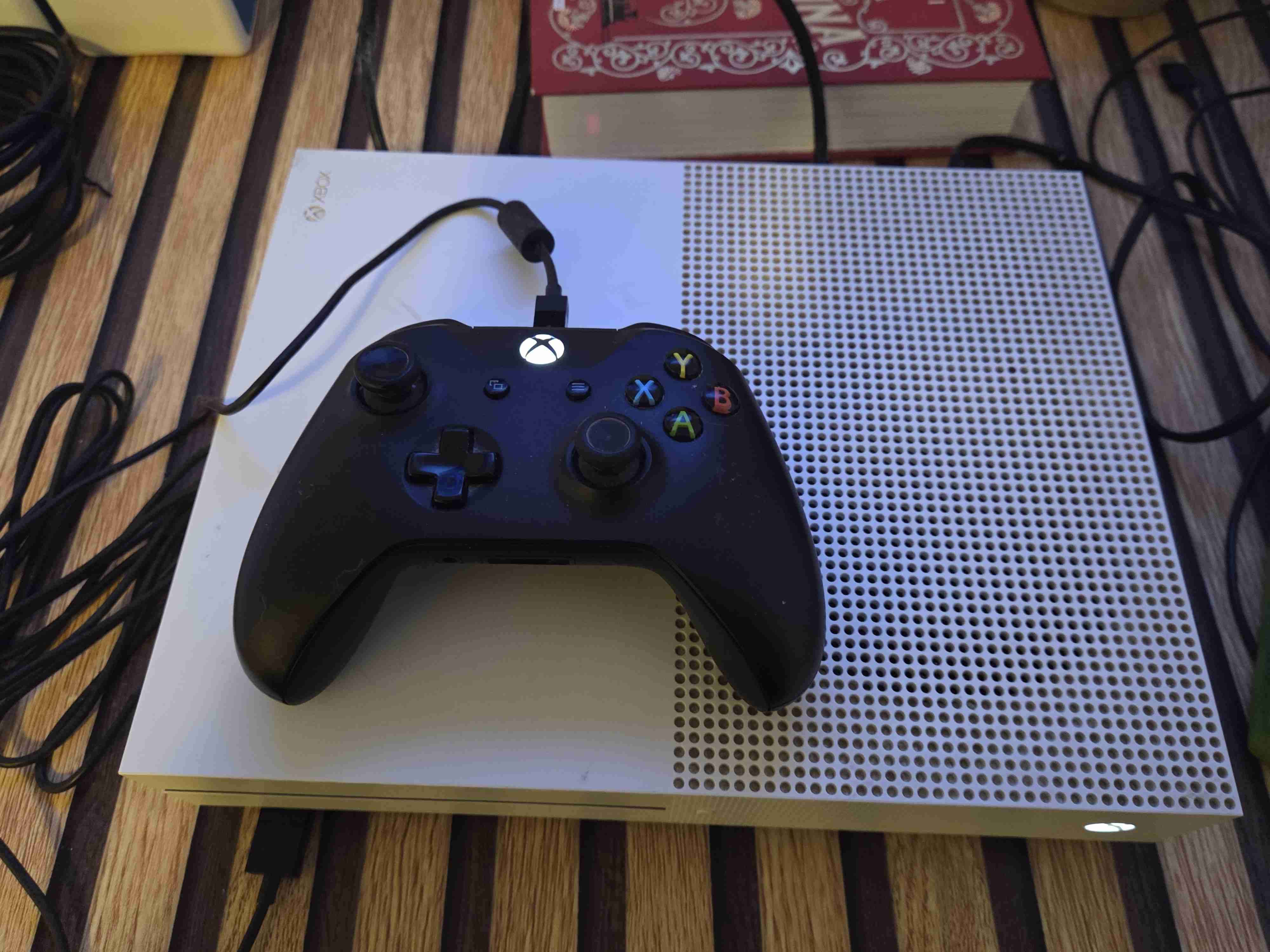 Consola Xbox One S blanca - miniatura 3