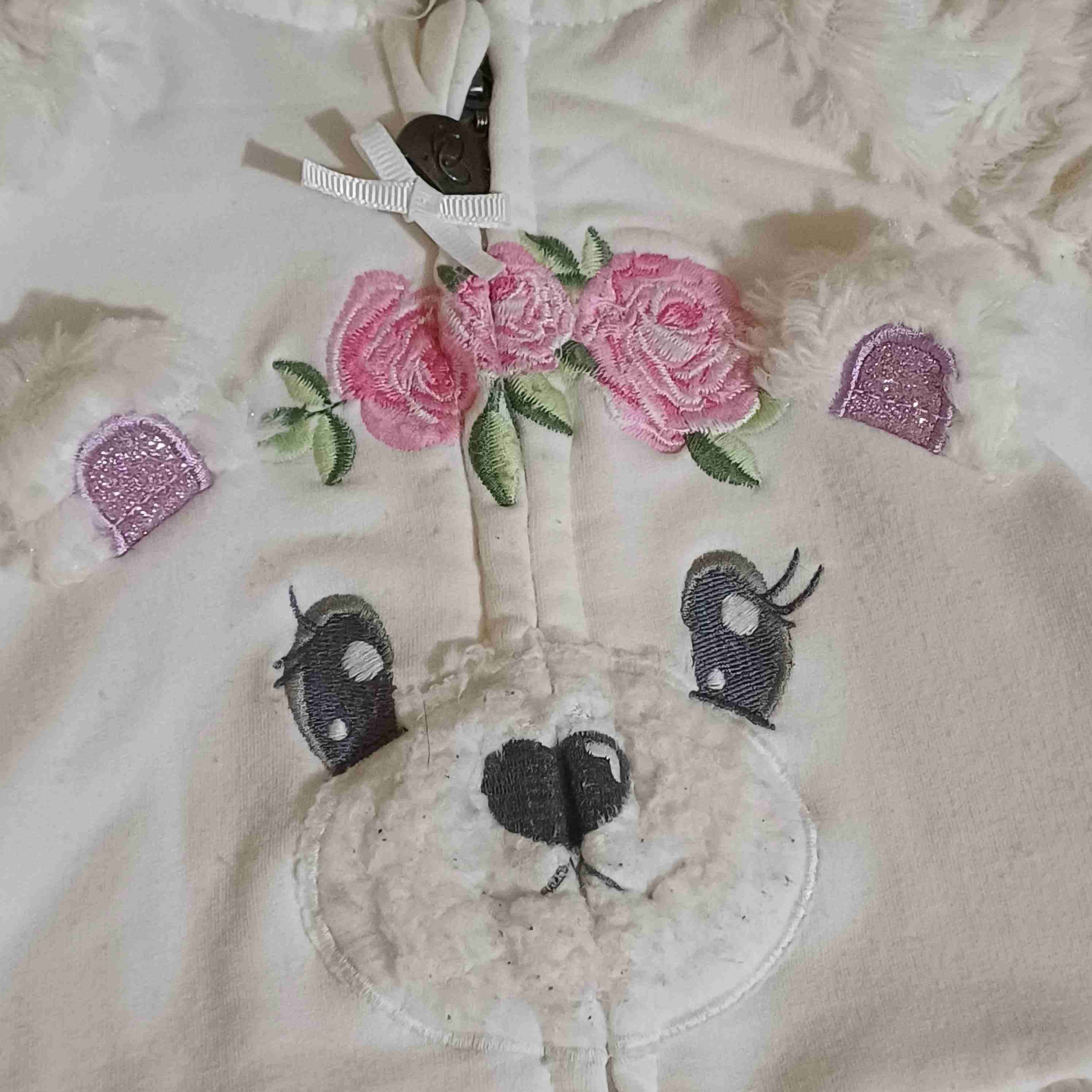 Chaqueta infantil con capucha blanca - miniatura 2