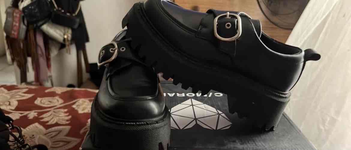 Mocasines negros con plataforma - miniatura 1