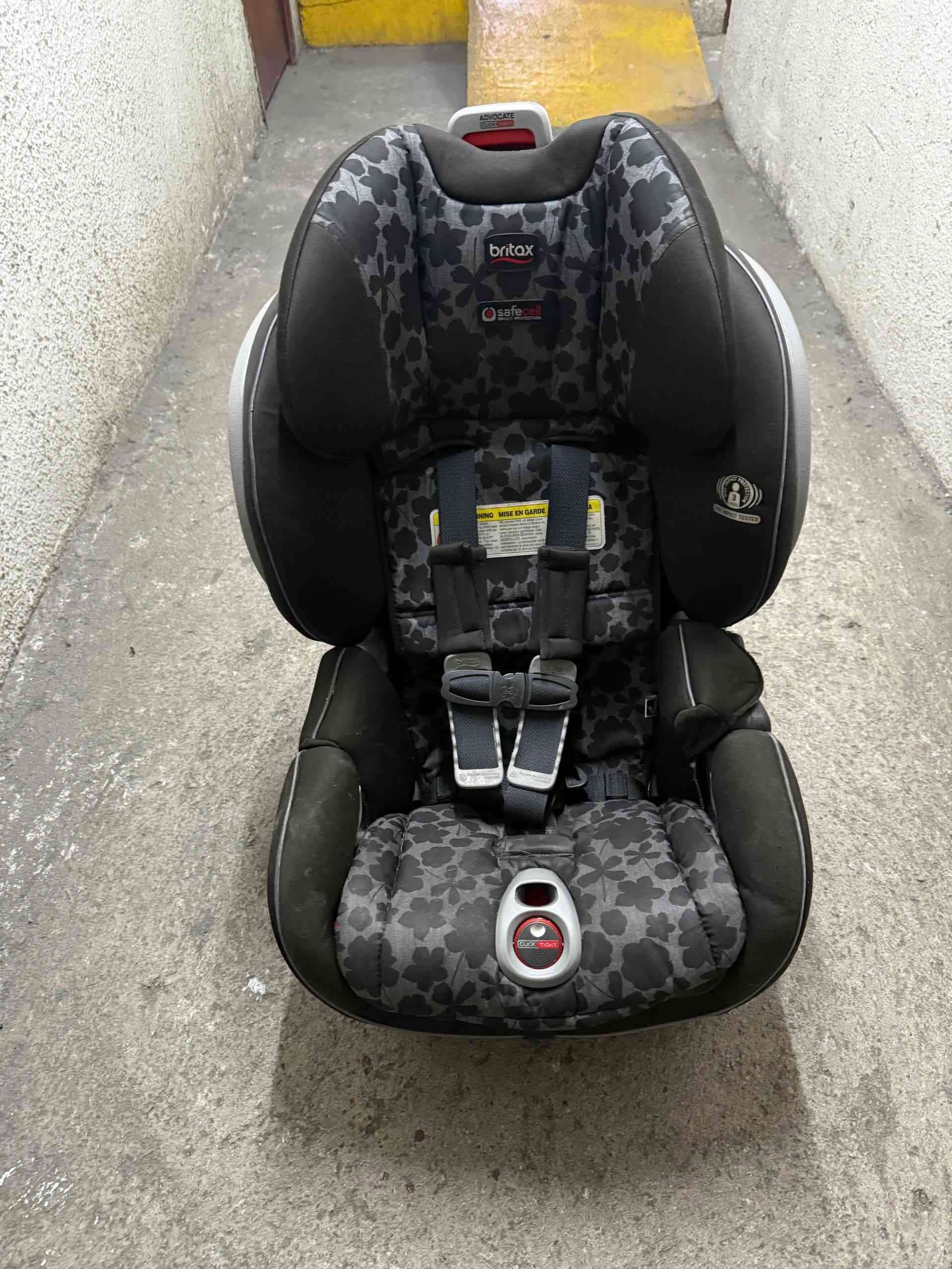 Silla de auto Maxi-Cosi negra - miniatura 2