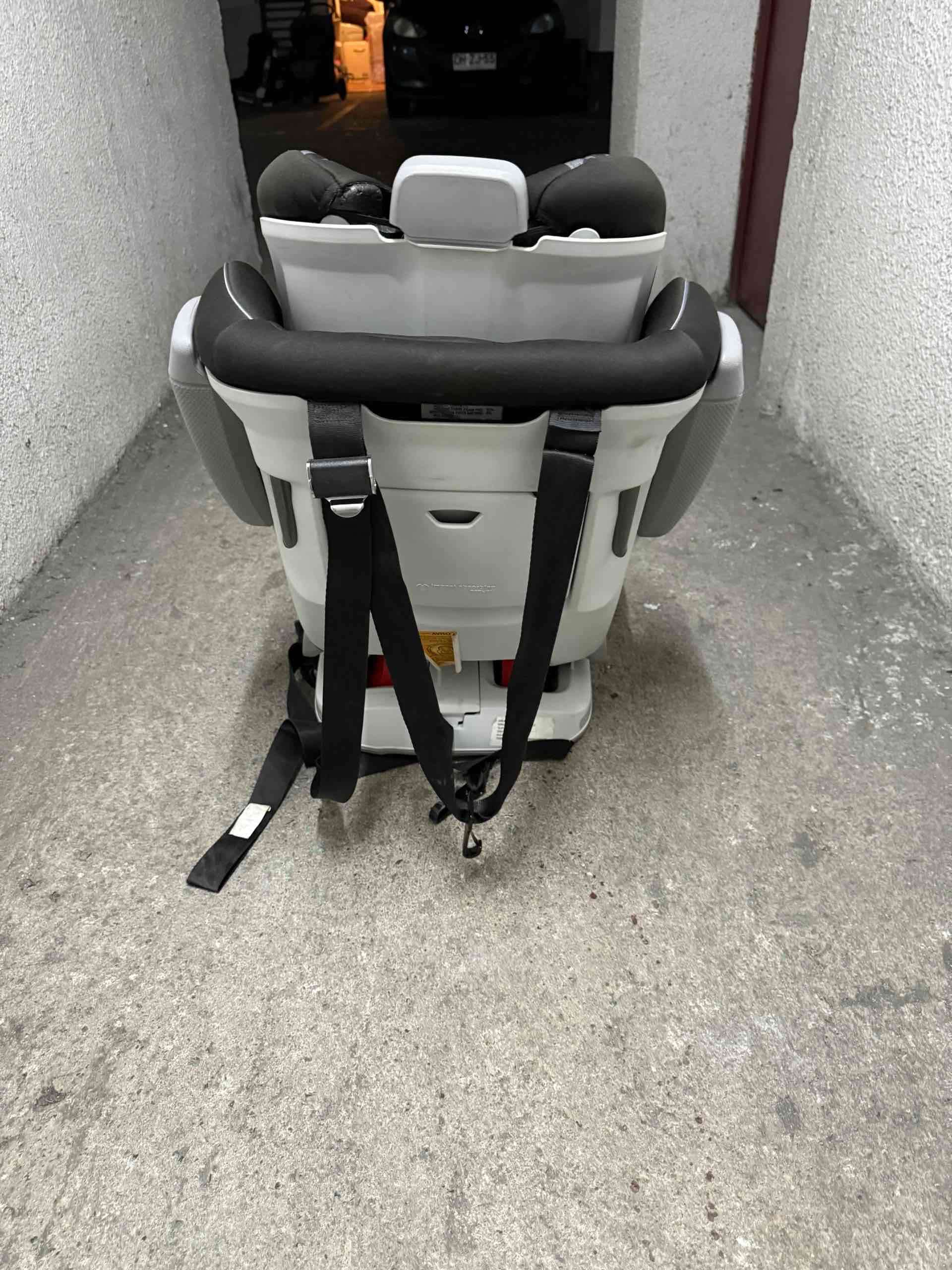 Silla de auto Maxi-Cosi negra - miniatura 3