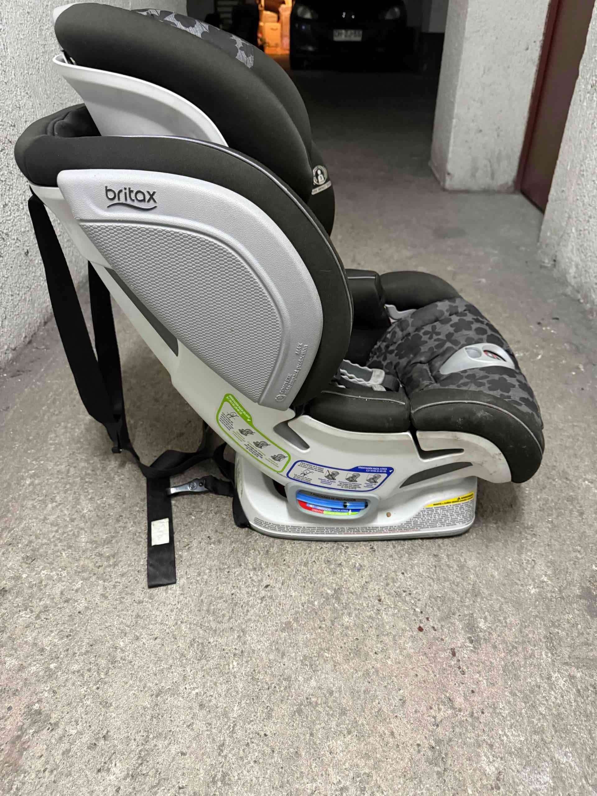 Silla de auto Maxi-Cosi negra - miniatura 5