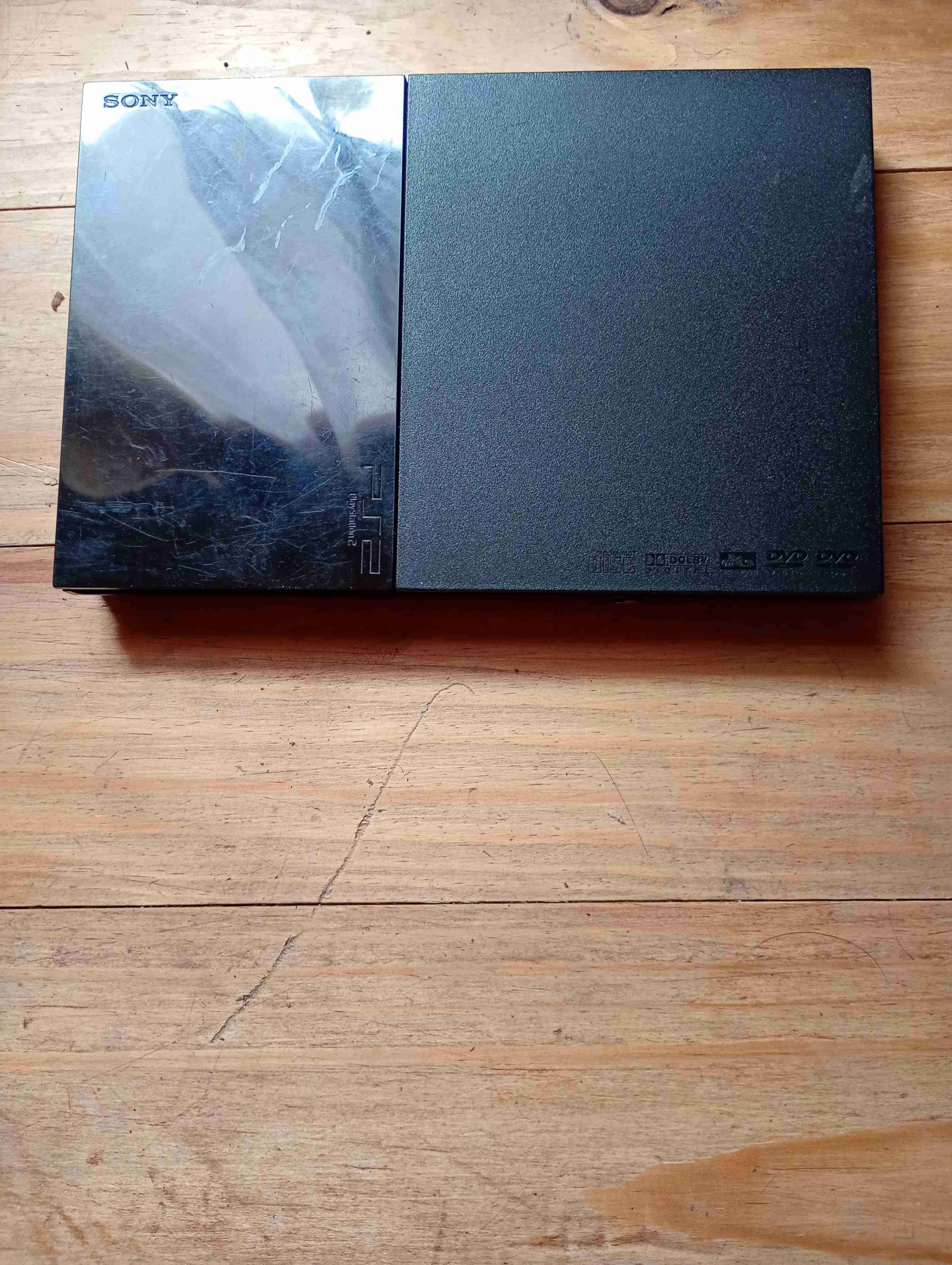 Consola PlayStation 2 Slim - miniatura 1