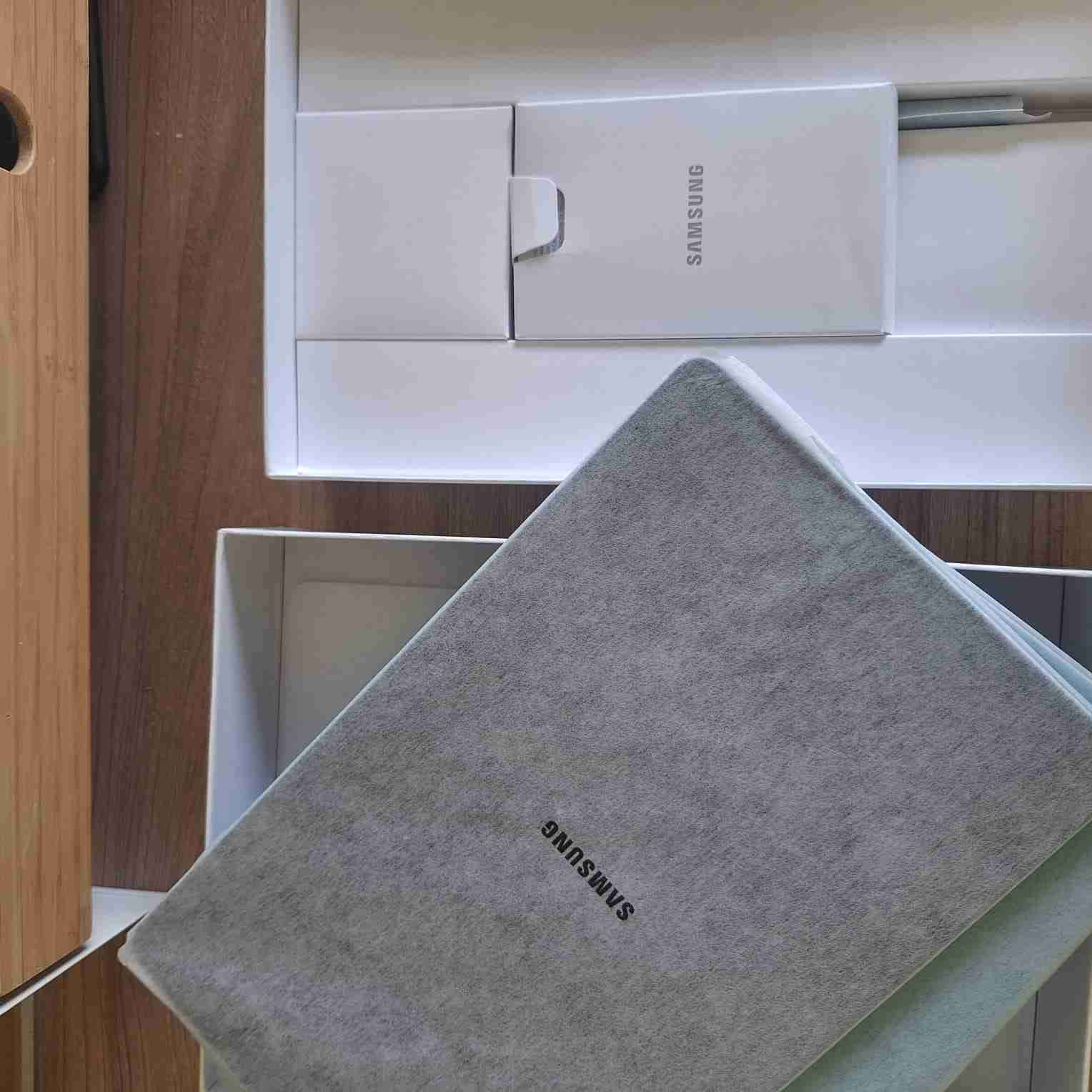 Tablet Samsung  S6 lite 128 GB / 4 GB RAM - miniatura 3