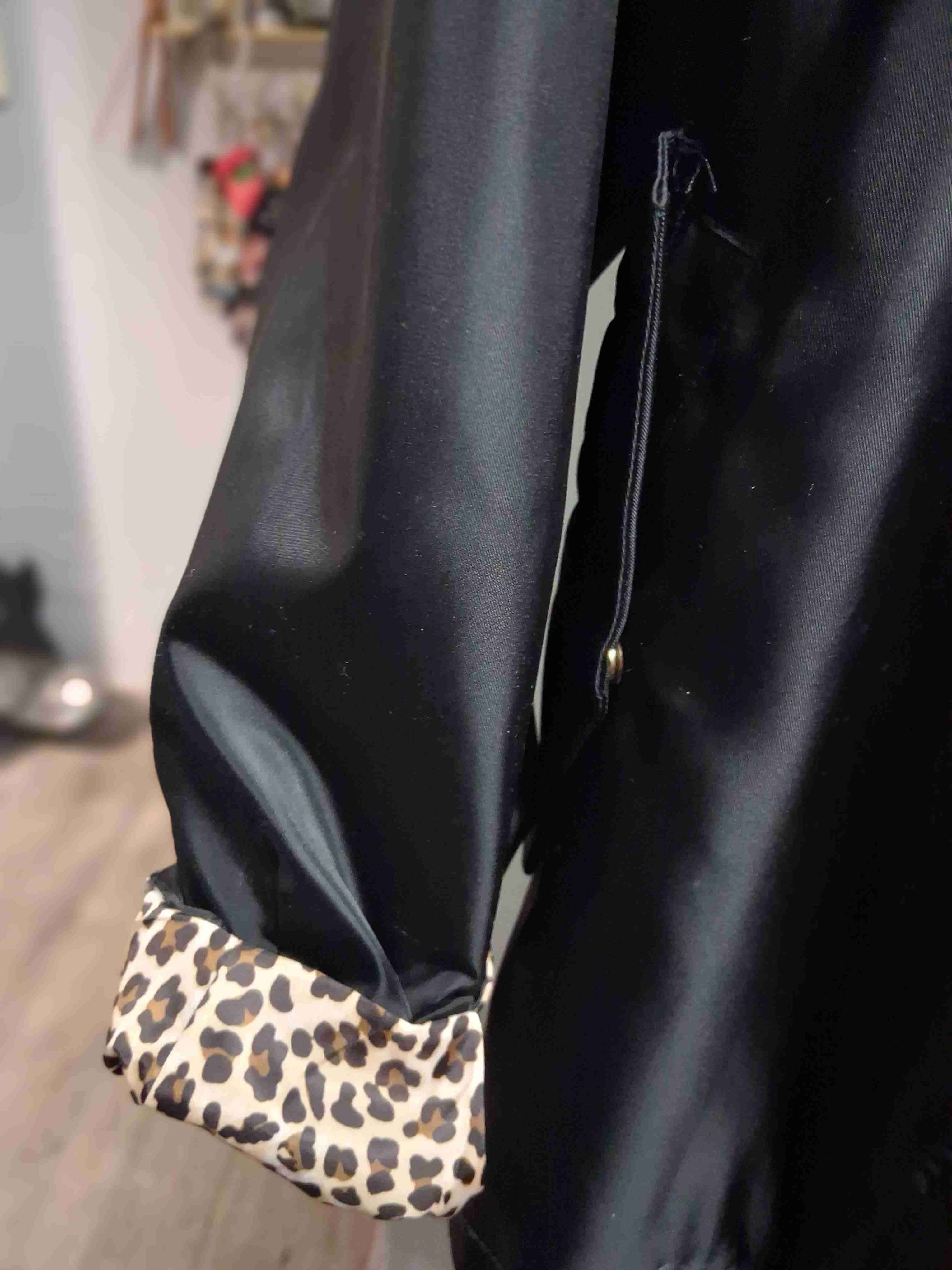 Chaqueta negra con forro estampado - miniatura 3