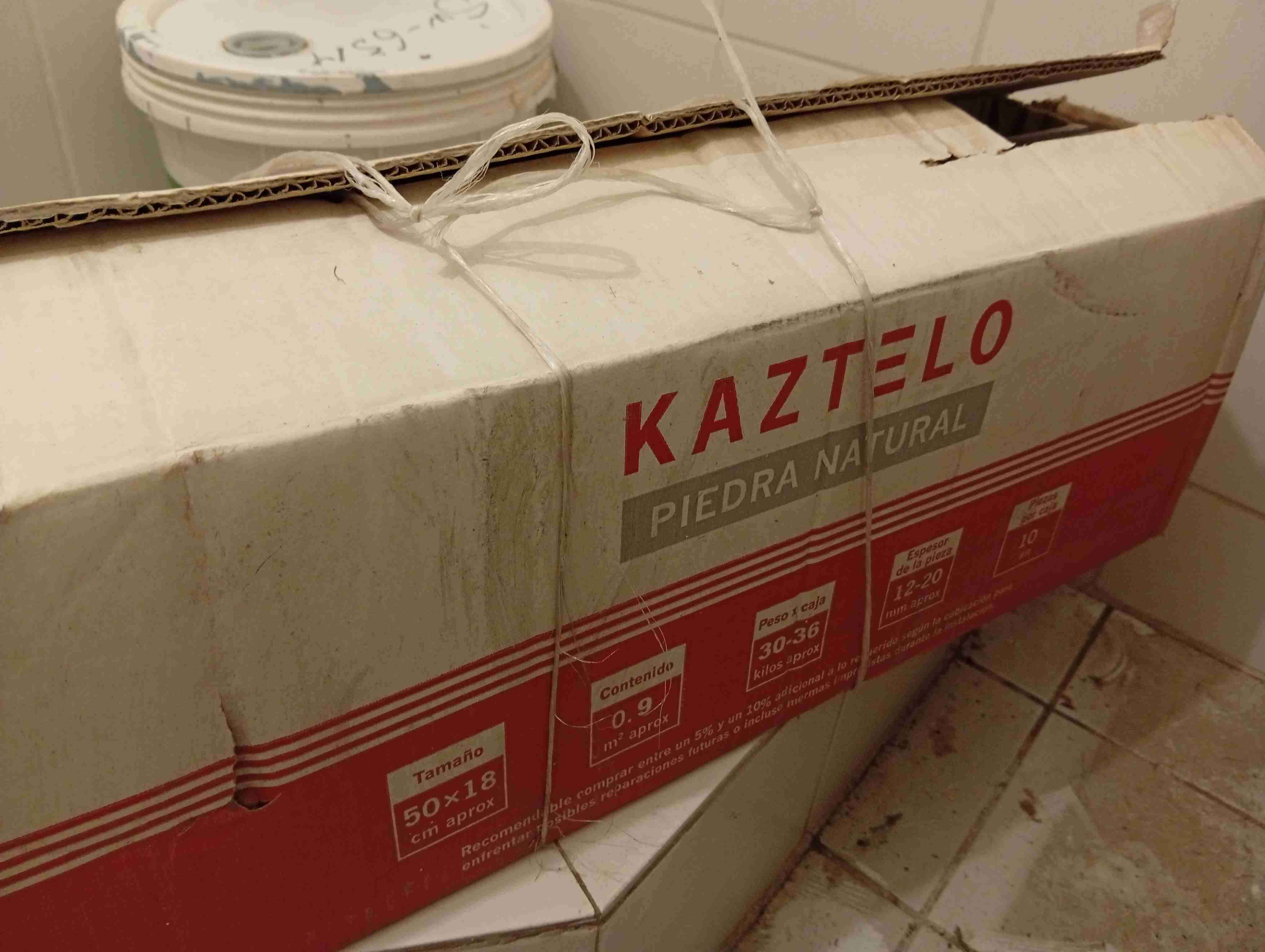 Caja con sobras de piedra natural KAZTELO - miniatura 1