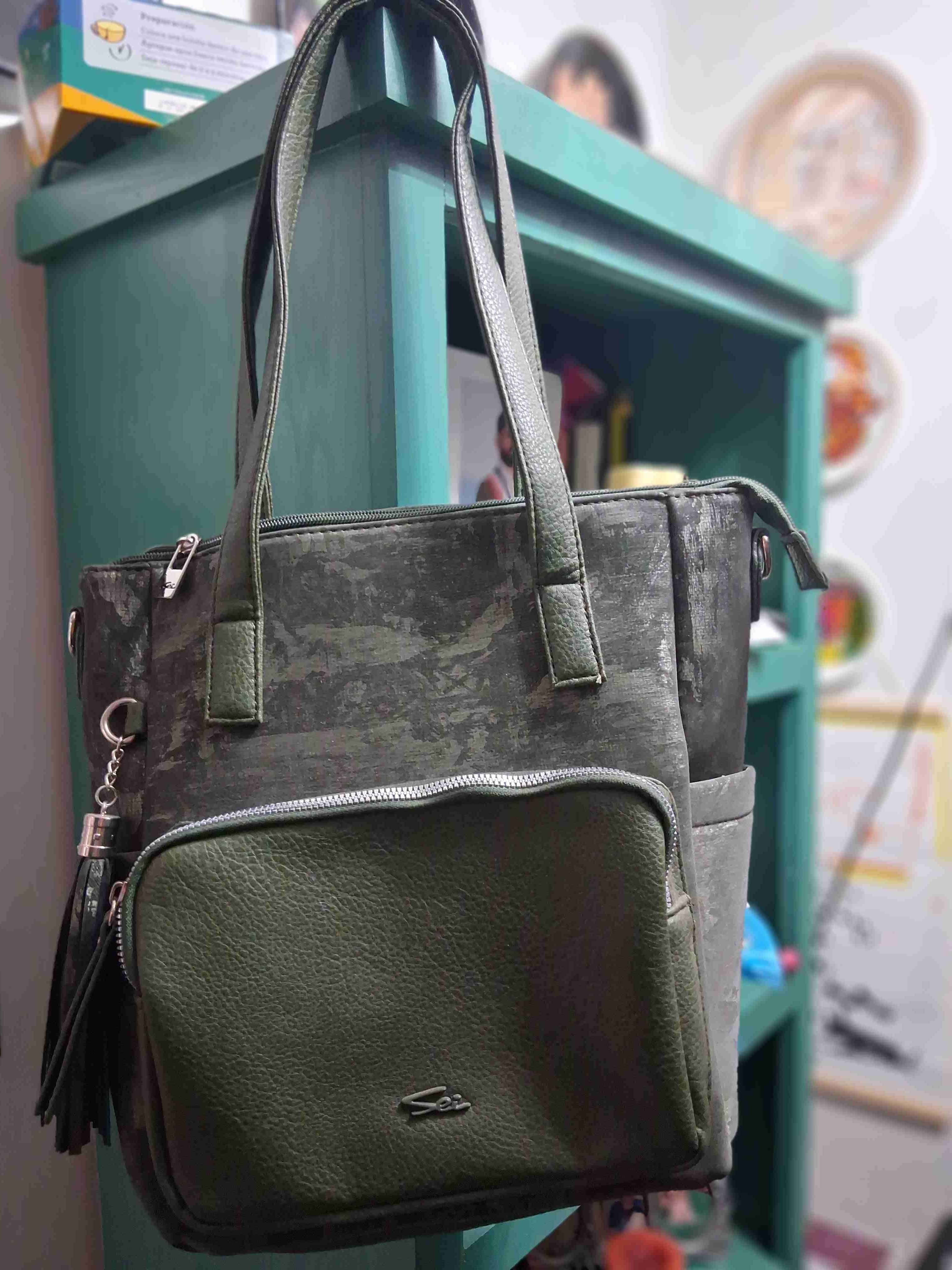 Cartera verde de cuero sintético - miniatura 1