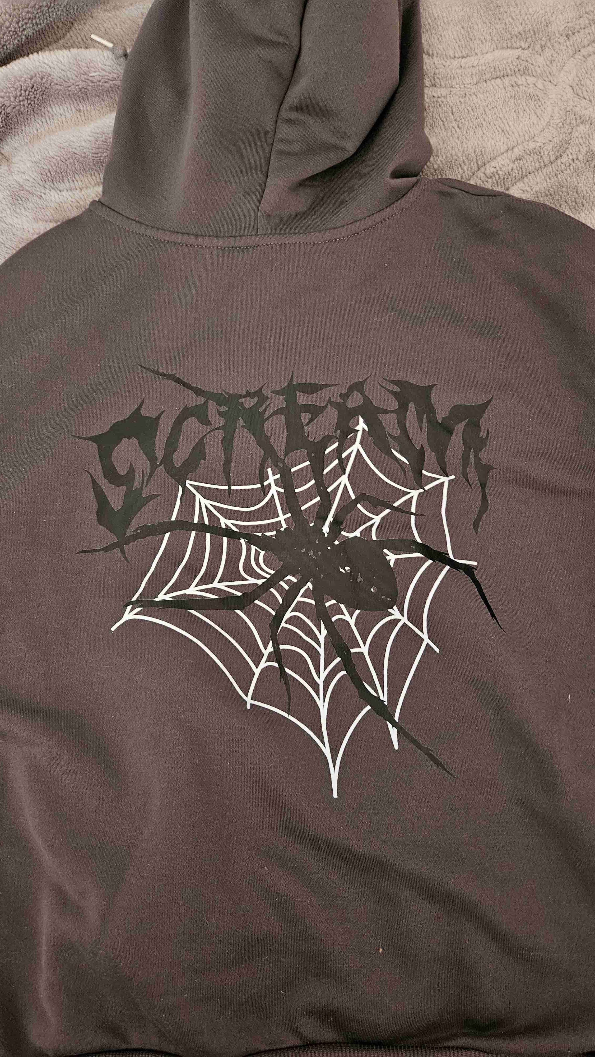 Polerón con capucha gris - miniatura 2