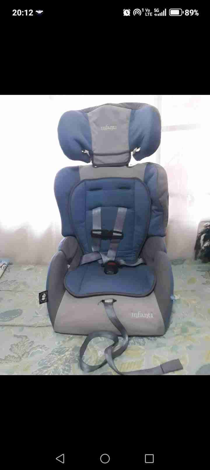 Silla de auto infantil celeste/gris - miniatura 1