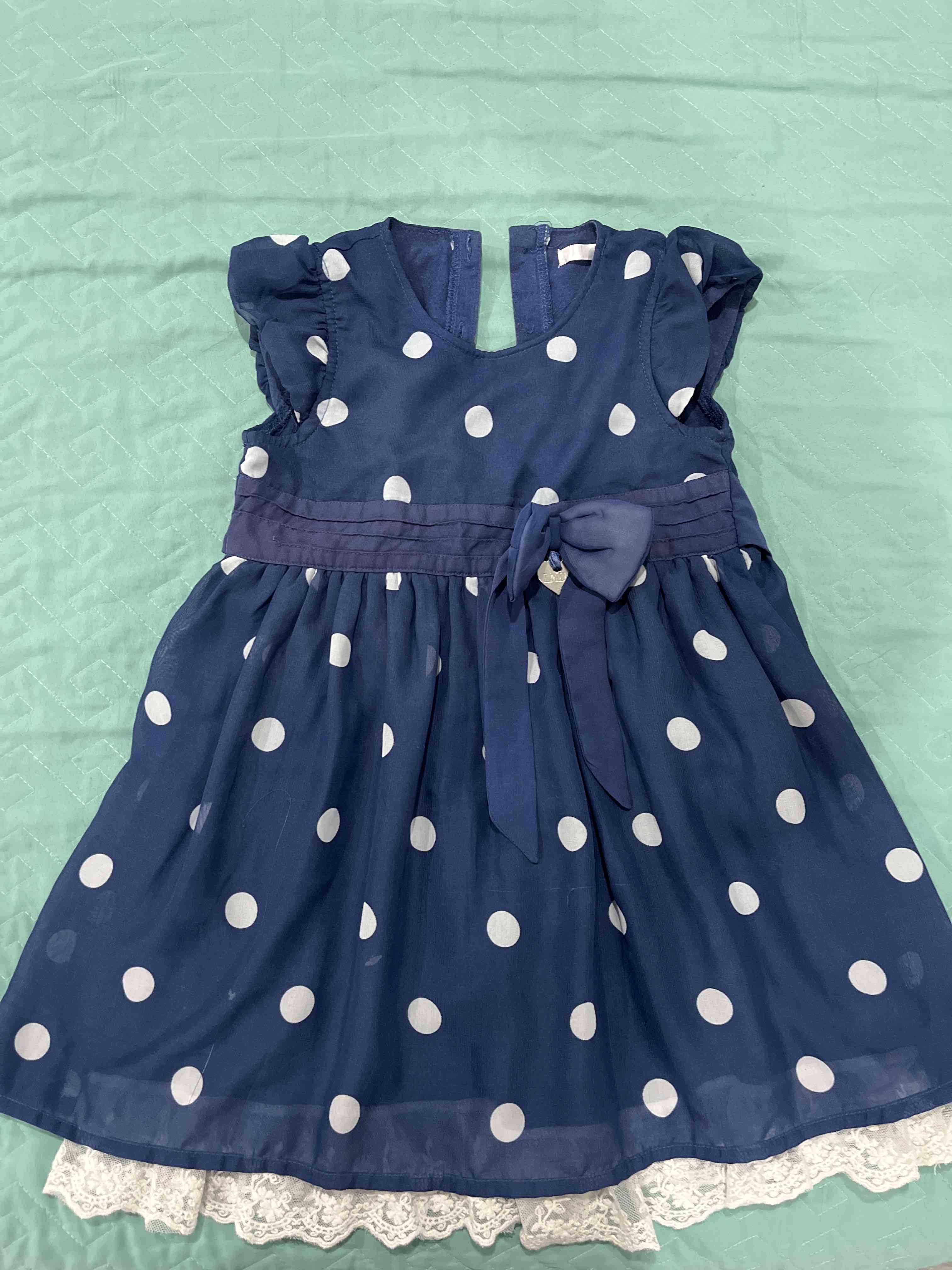 Vestido azul con lunares para niña - miniatura 1