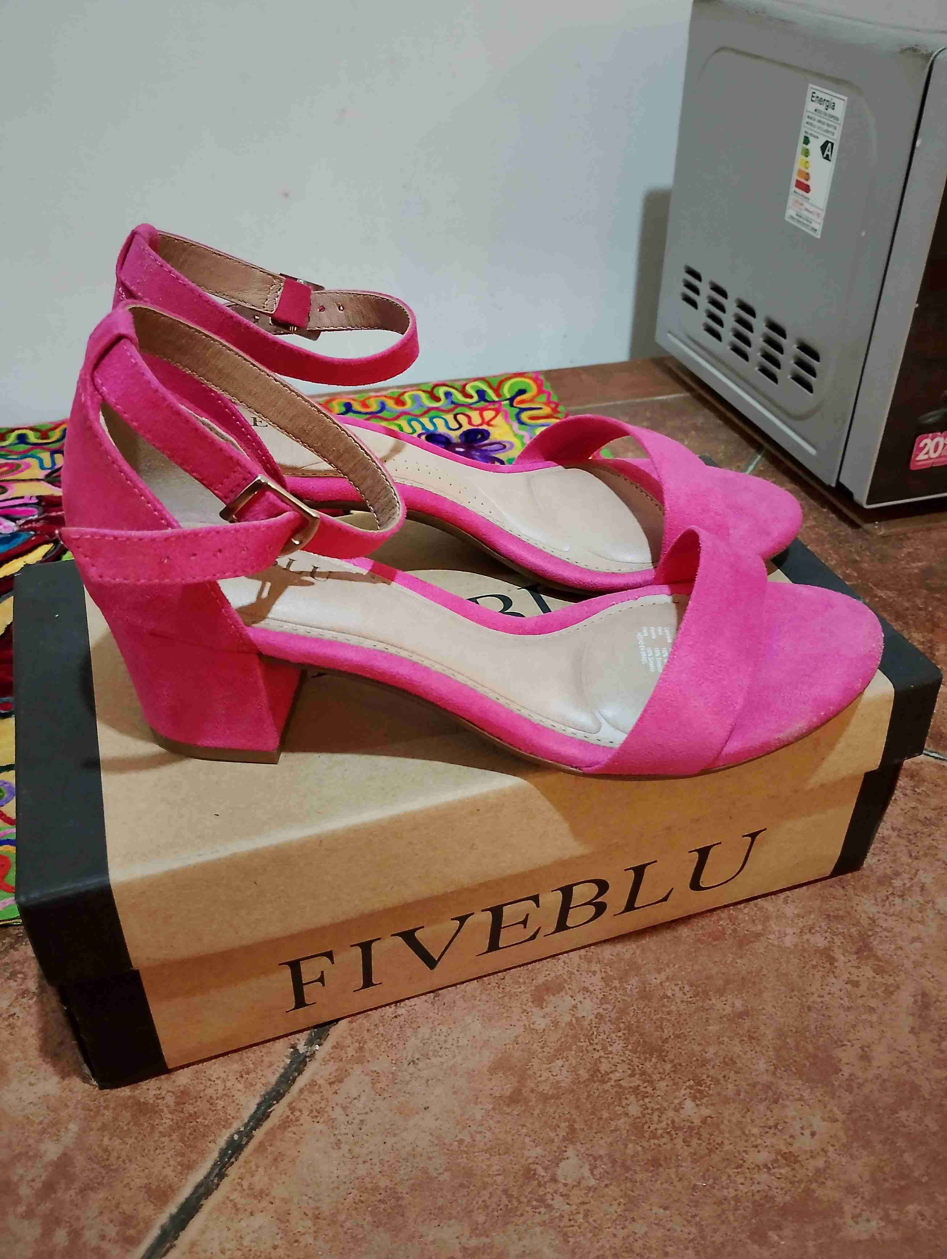 Sandalias rosas de taco medio - miniatura 2