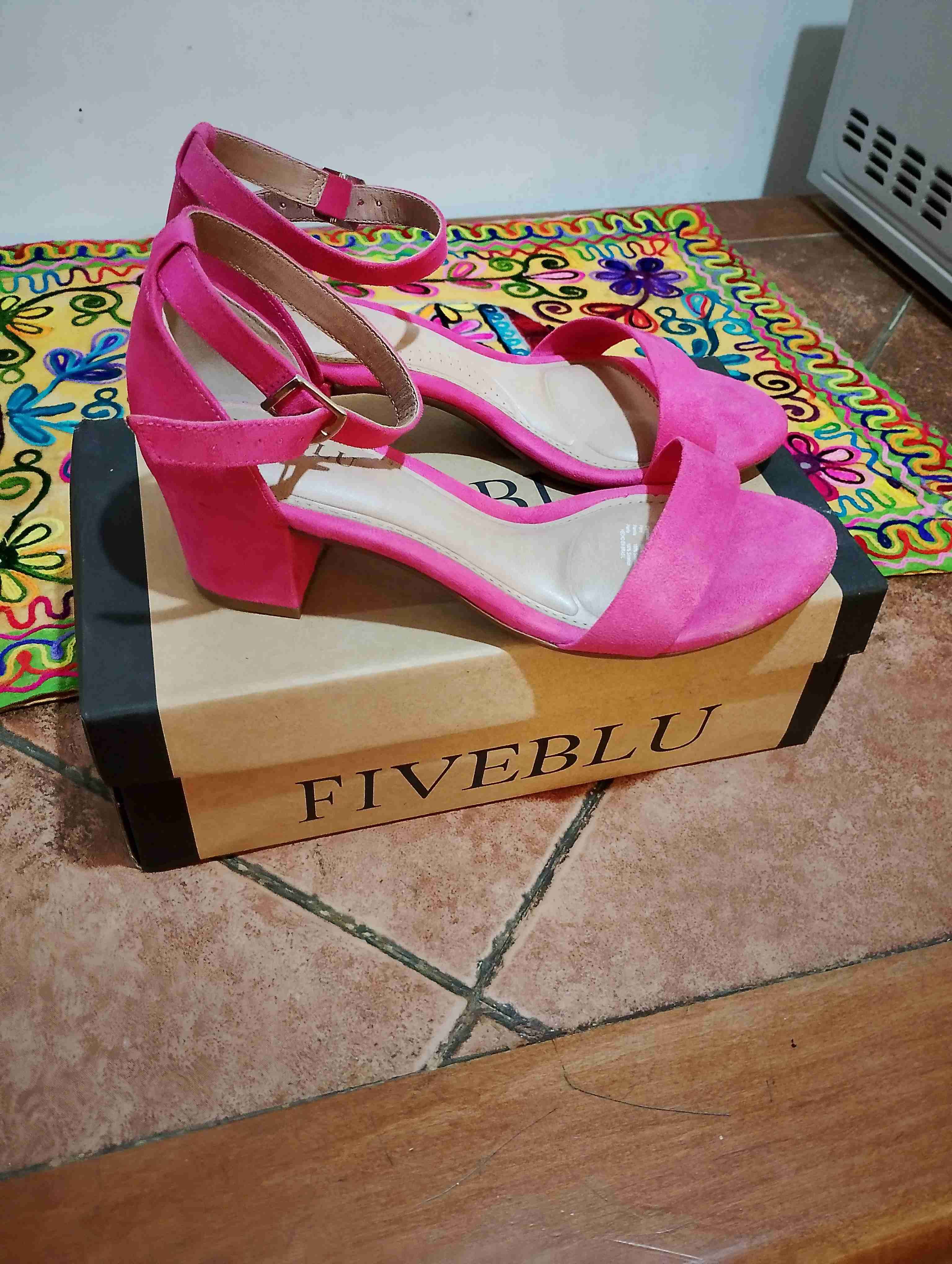 Sandalias rosas de taco medio - miniatura 3