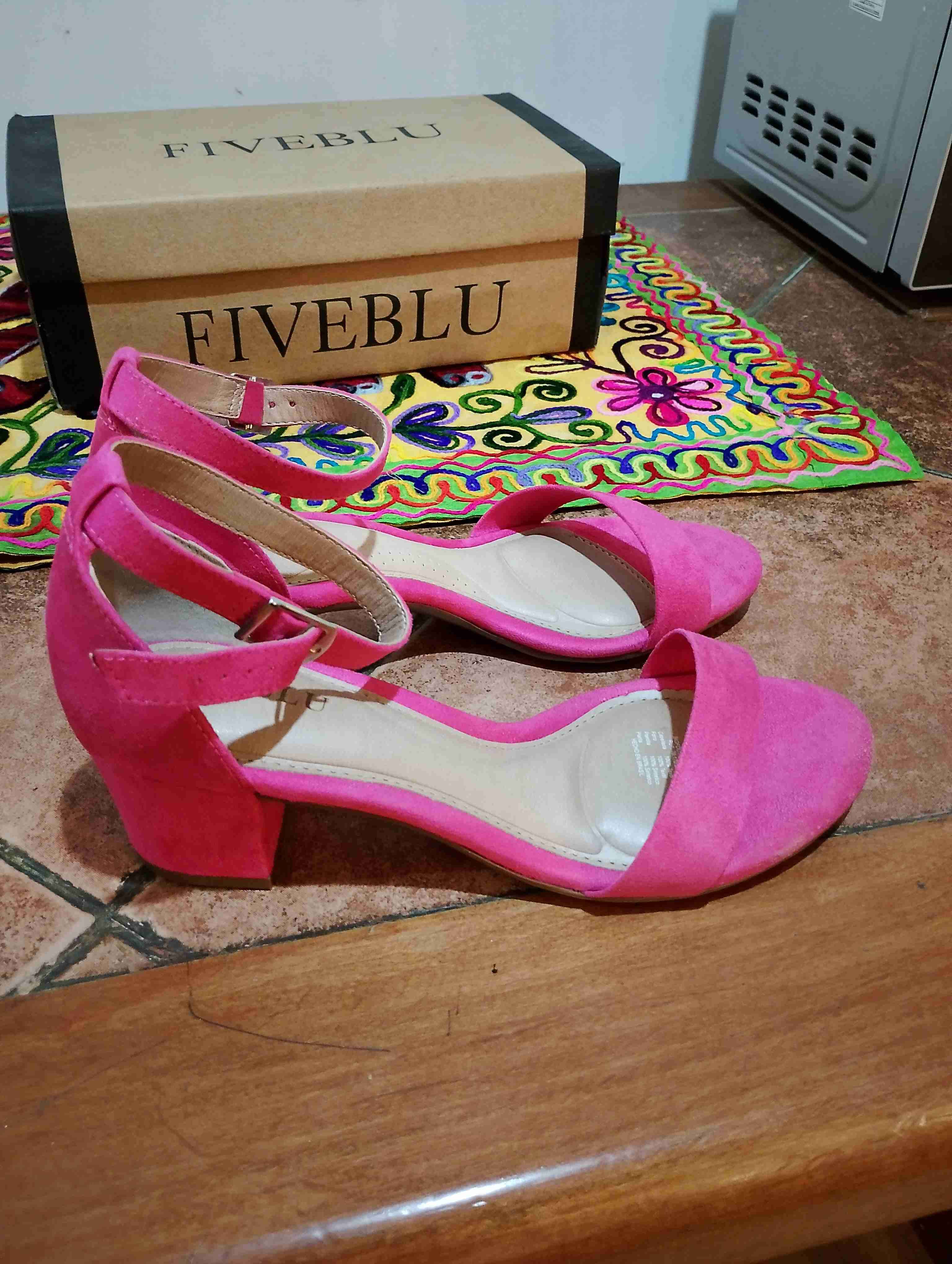 Sandalias rosas de taco medio - miniatura 5