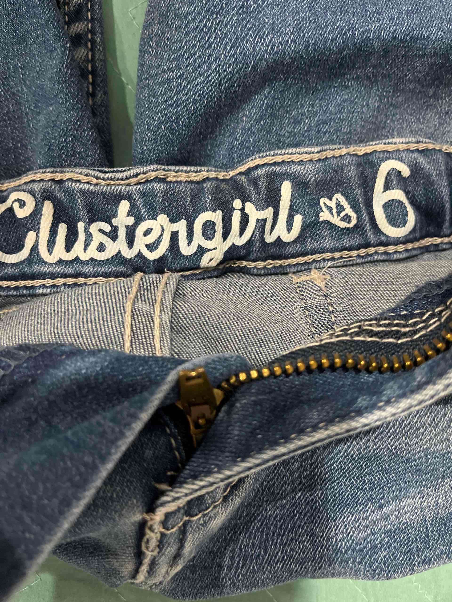 Jeans azules de niña - miniatura 3