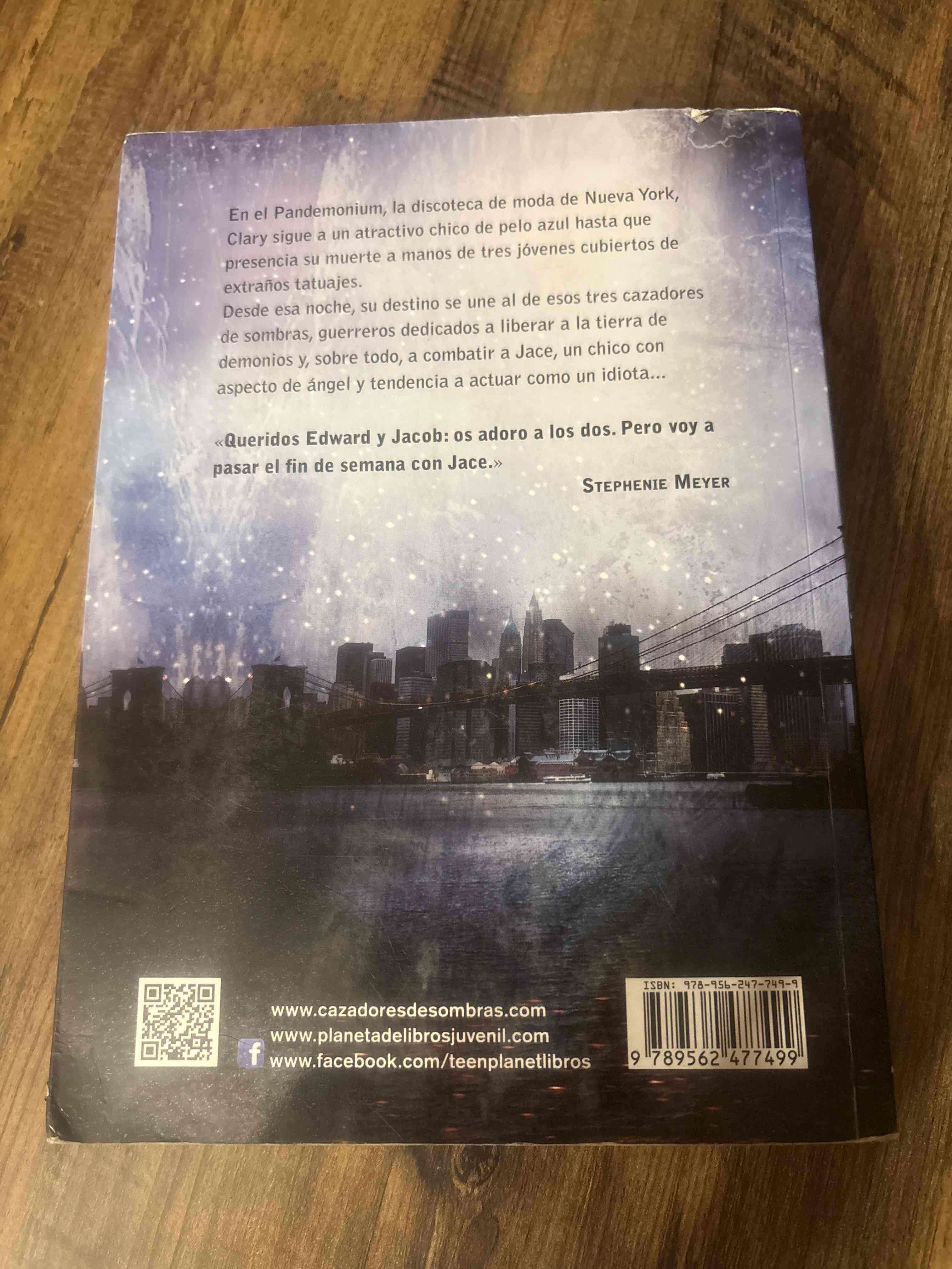 Libro Cazadores de Sombras: Ciudad de Hueso - miniatura 2