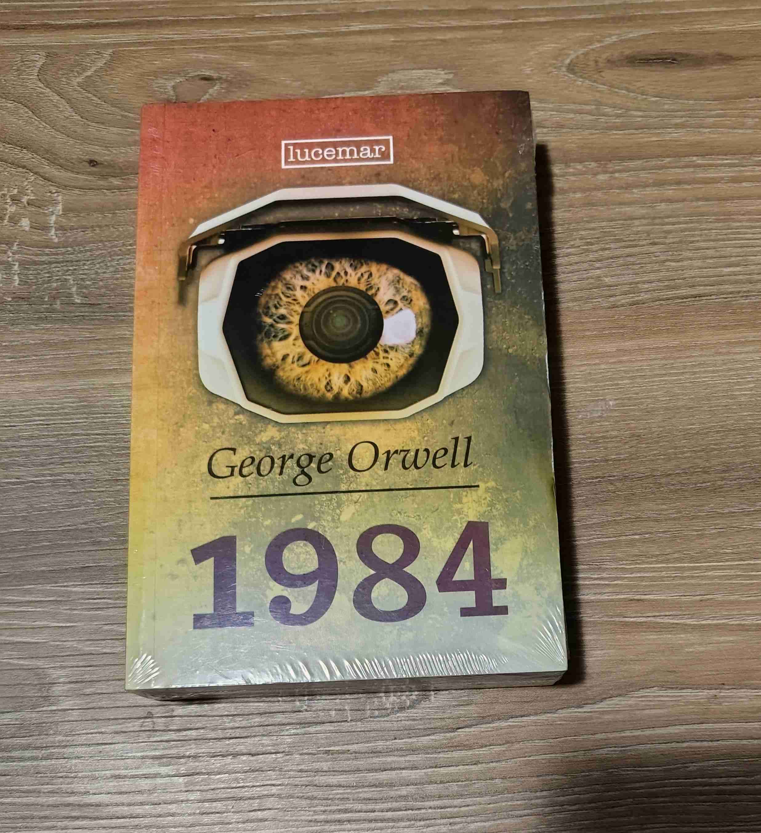 Libro '1984' de George Orwell
