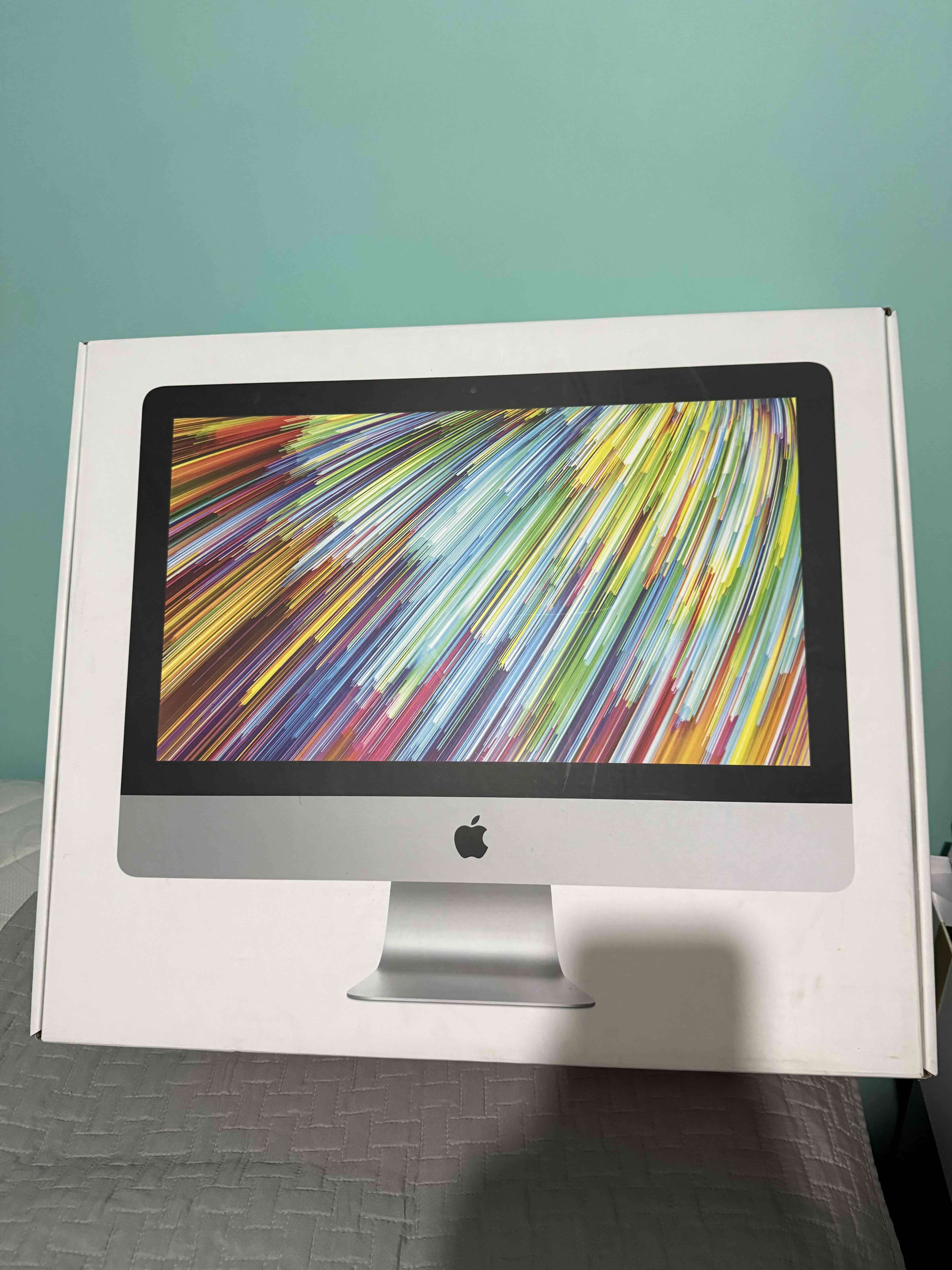 iMac Apple en caja original - miniatura 1