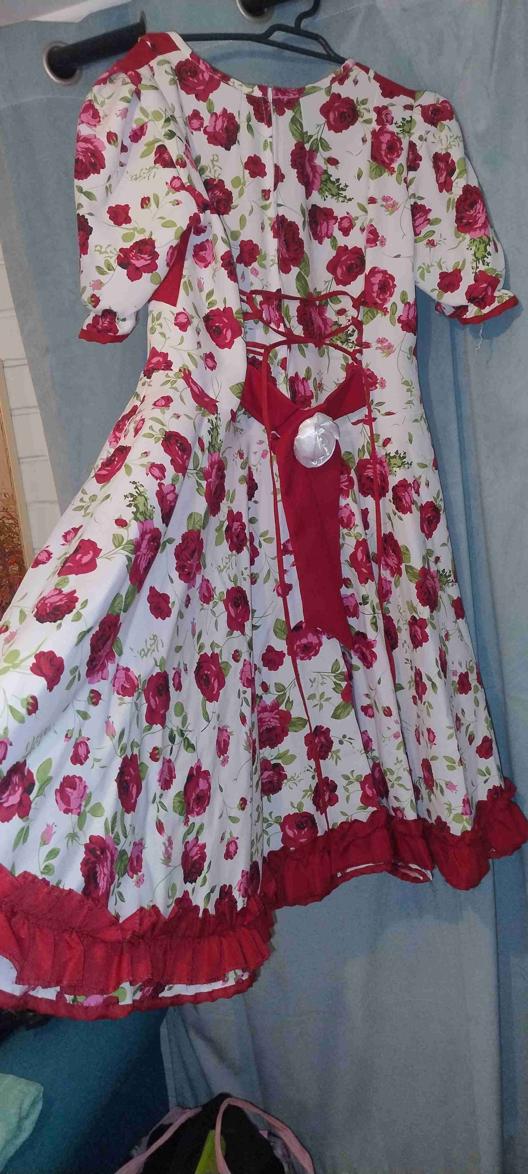 Vestido Folclor Blanco y Rojo - miniatura 2