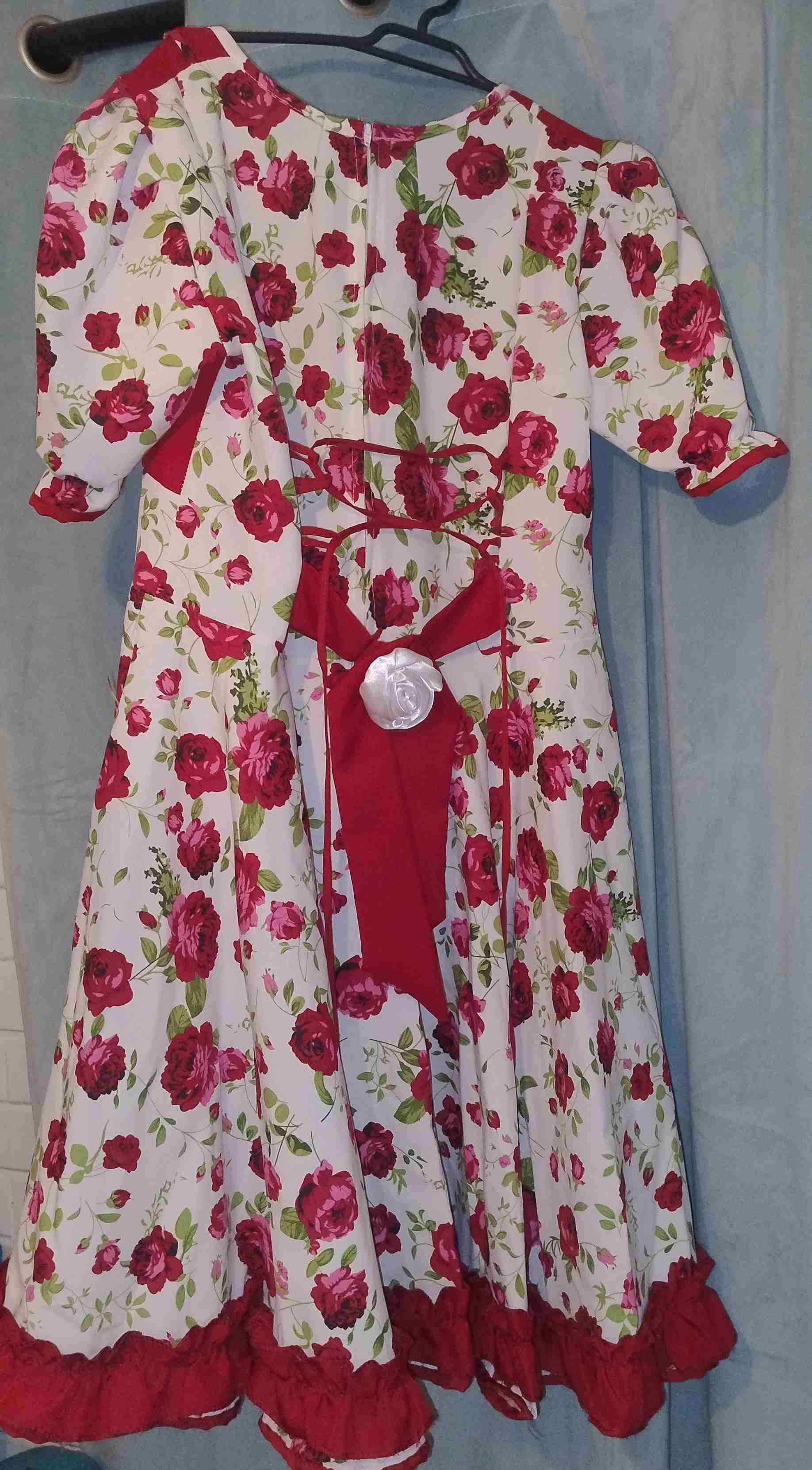 Vestido Folclor Blanco y Rojo - miniatura 3