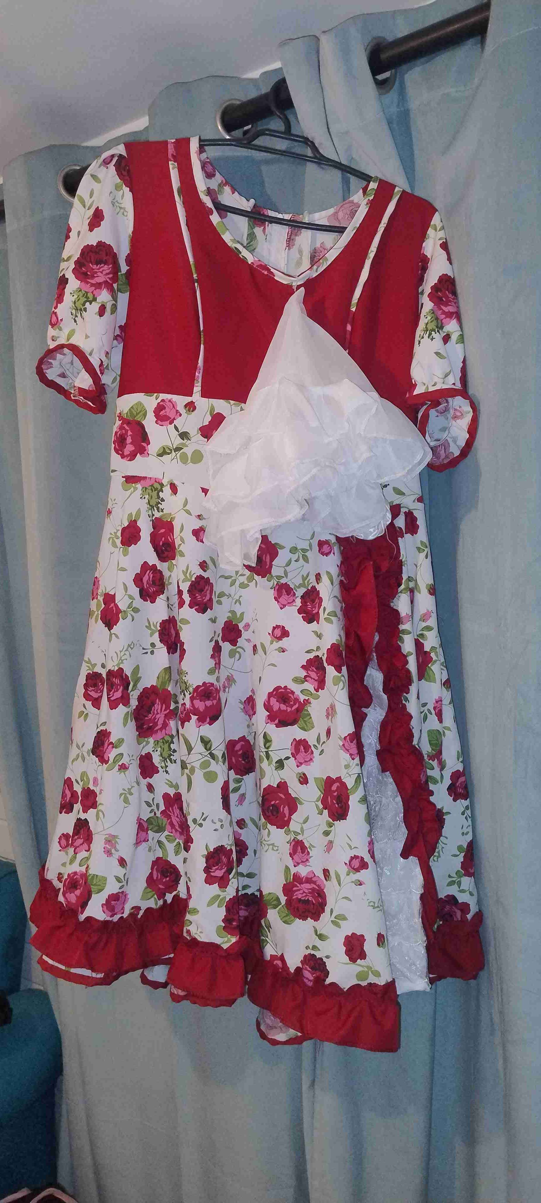 Vestido Folclor Blanco y Rojo - miniatura 4