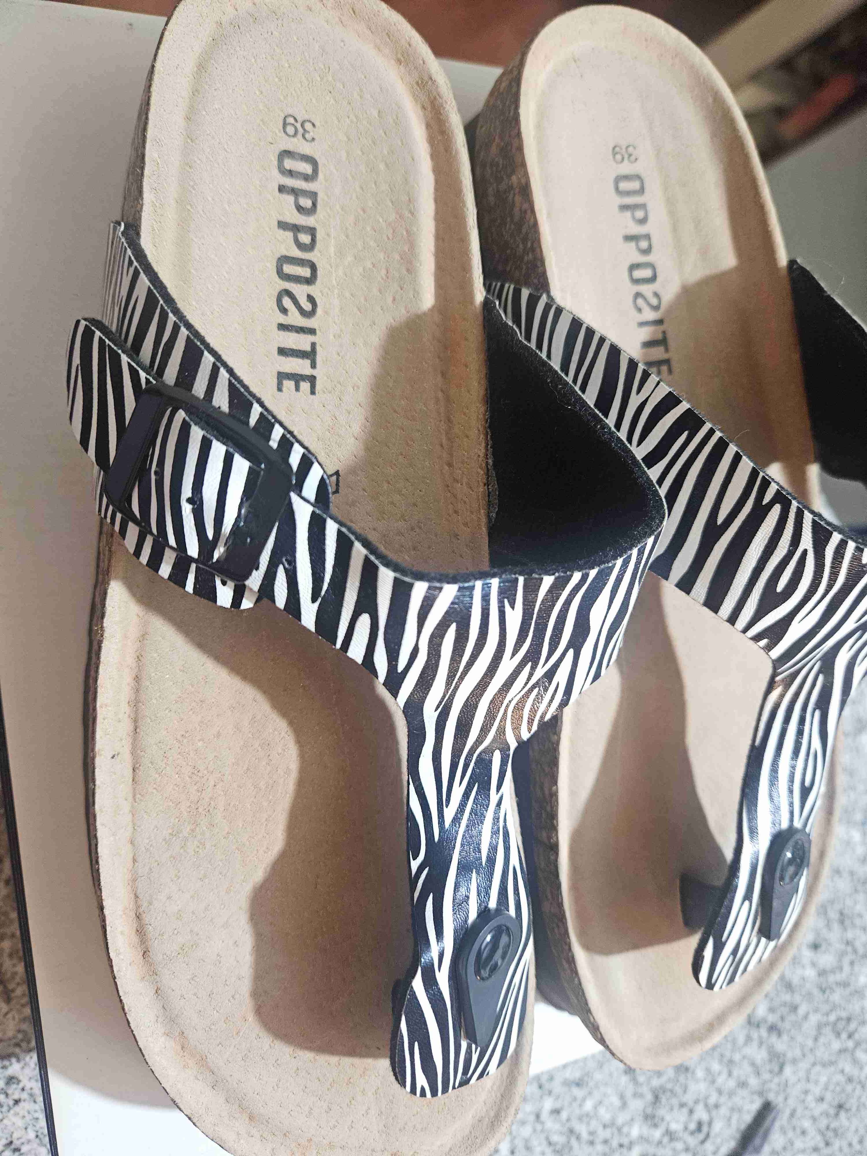 Sandalias con estampado de cebra - miniatura 1