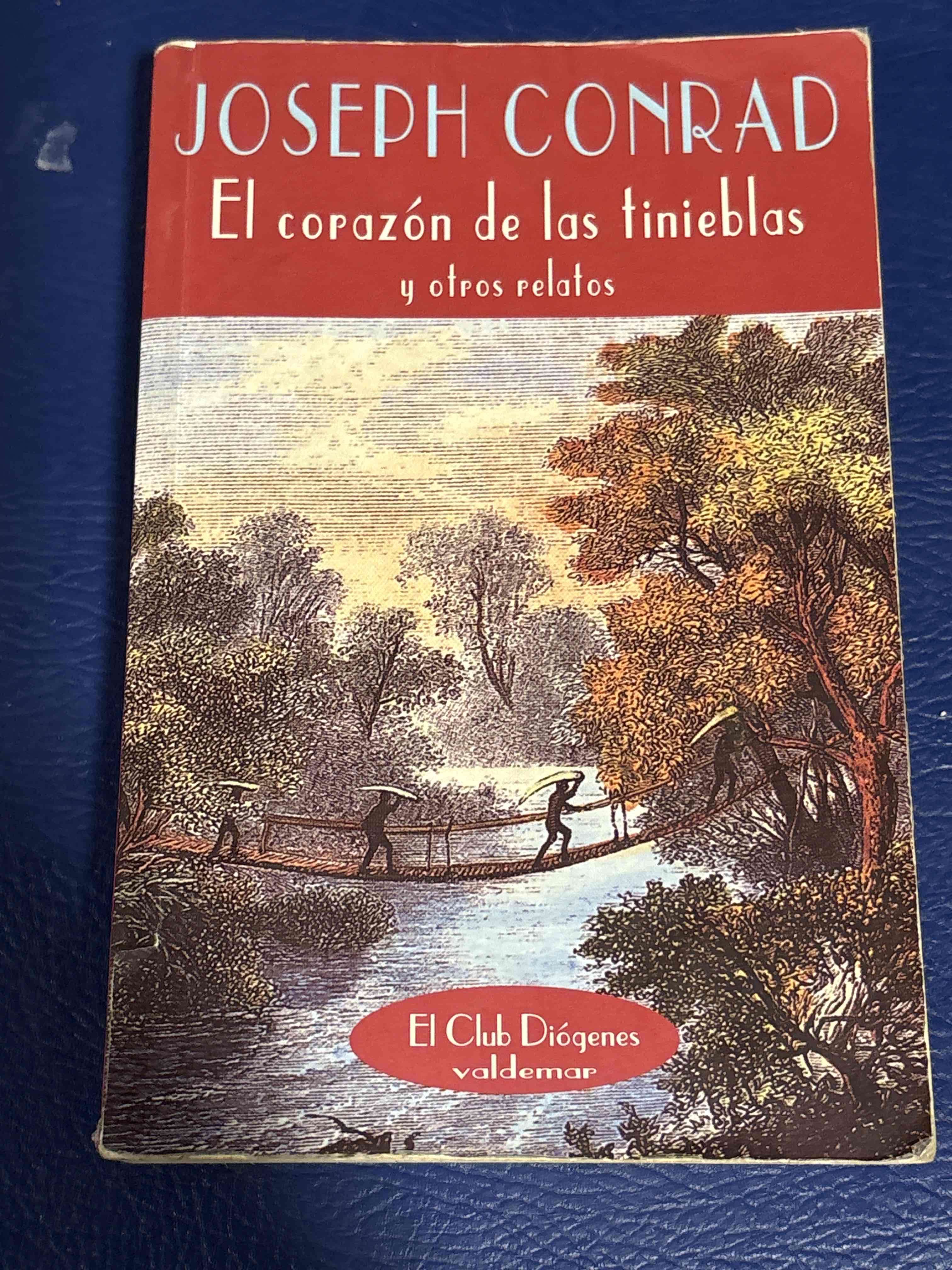 Libro 'El corazón de las tinieblas' - miniatura 1