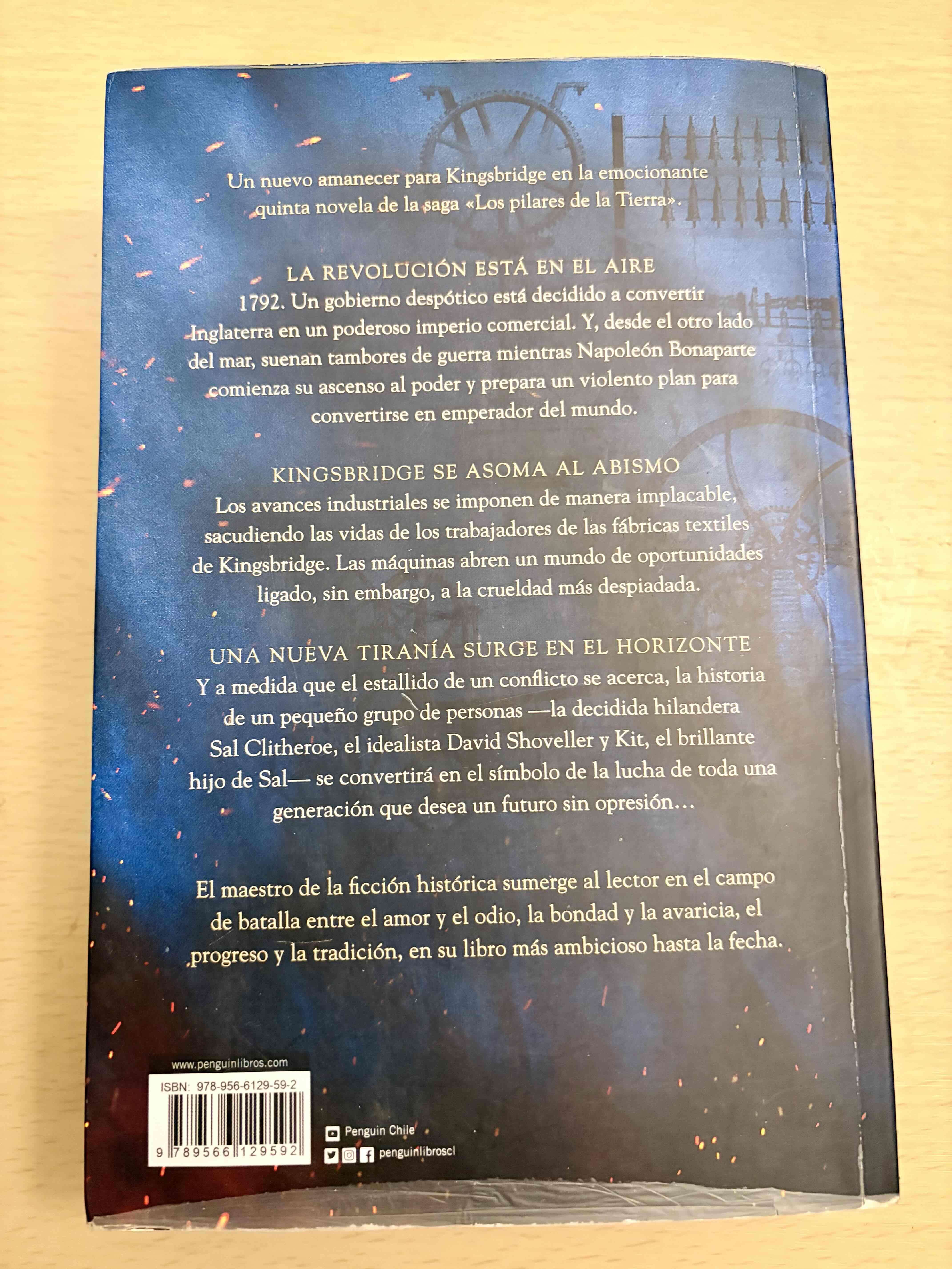 Libro 'La armadura de la luz' Ken Follett - miniatura 2
