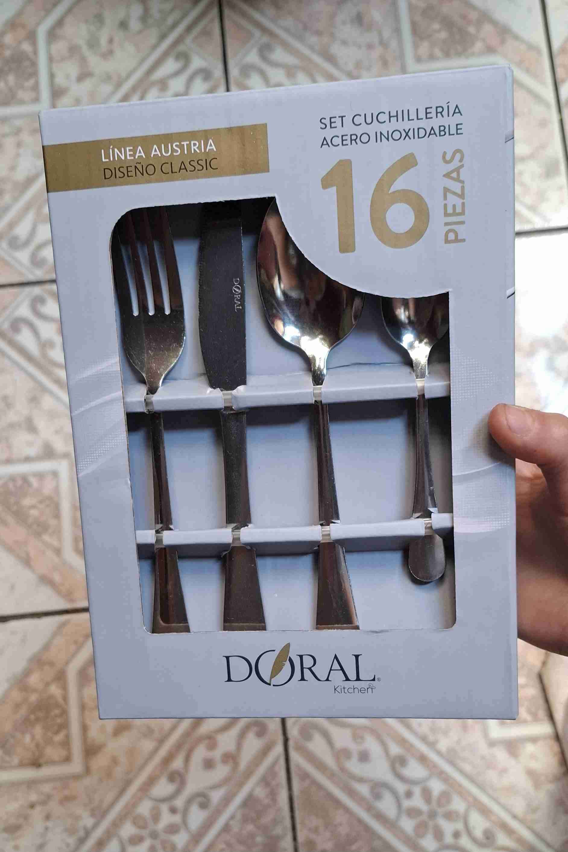 Set Cuchillería acero inoxidable 16 Piezas Doral - miniatura 3