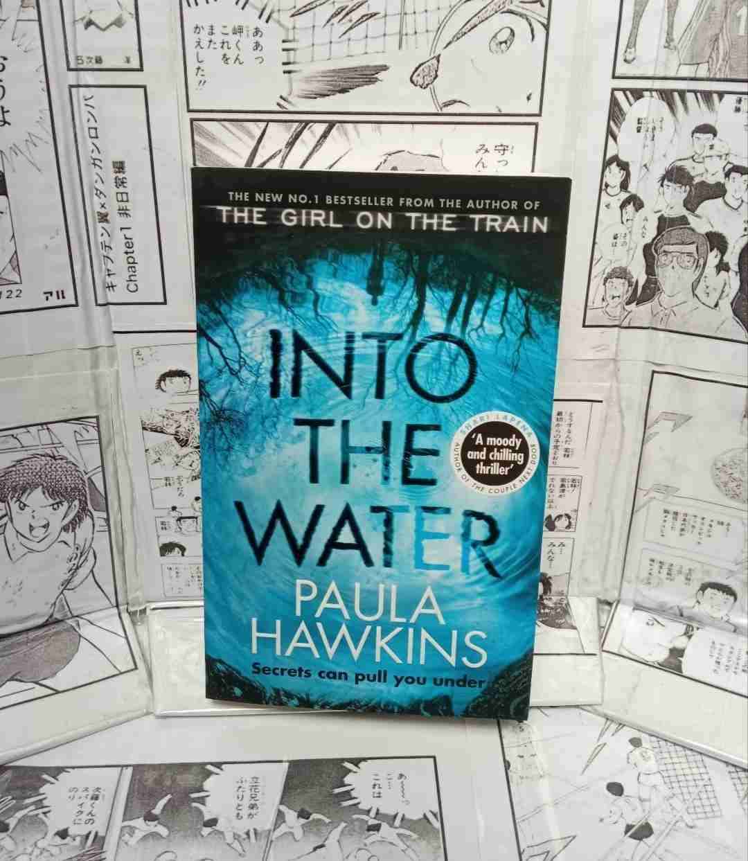 Libro 'Into The Water',' Paula Hawkins