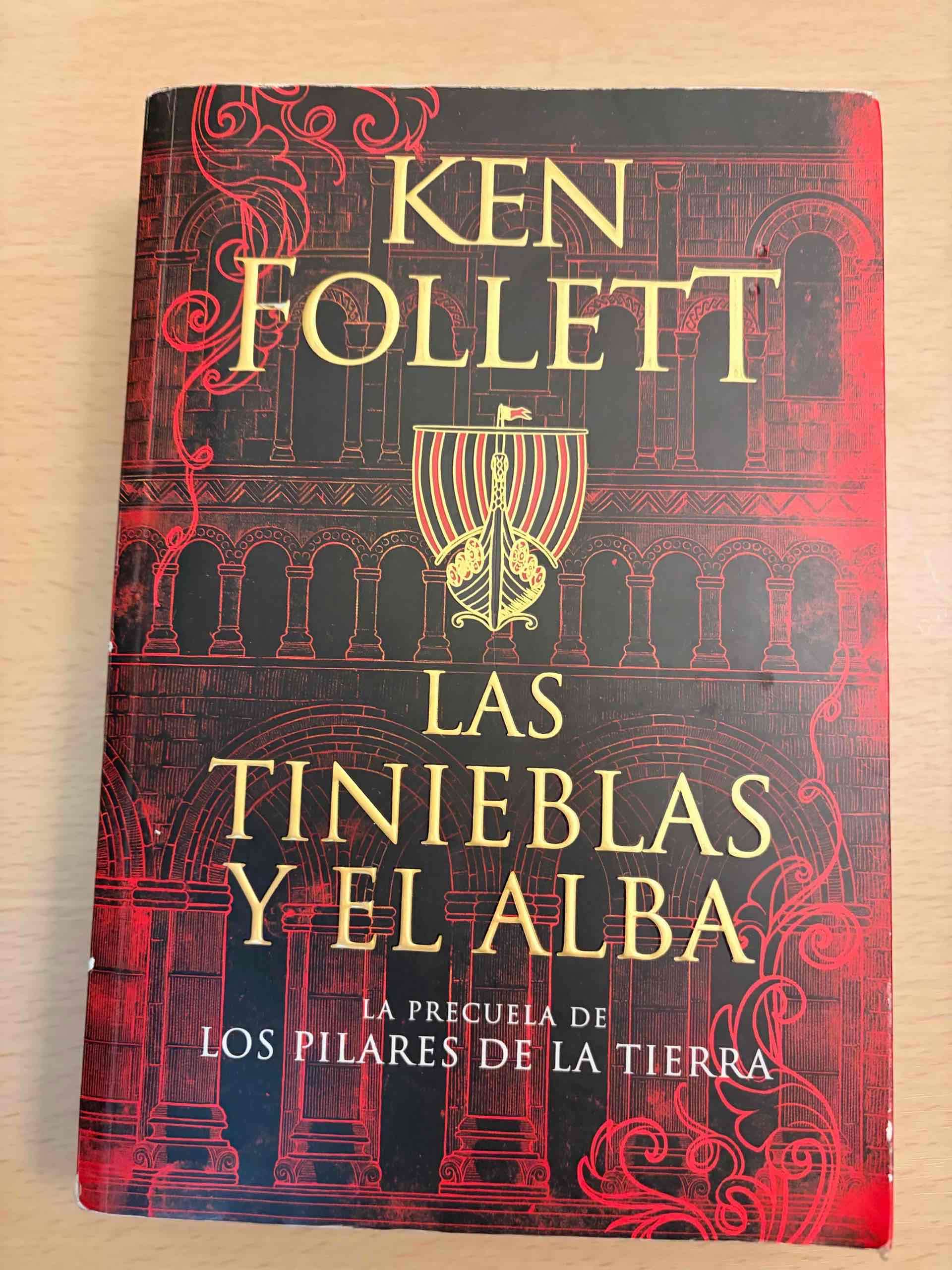 Libro 'Las tinieblas y el alba' de Ken Follett - miniatura 1