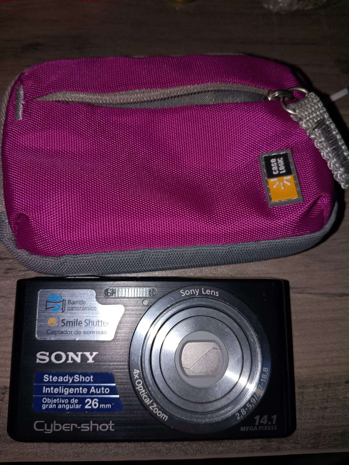 Cámara Sony Cyber-shot 14.1 MP - miniatura 1