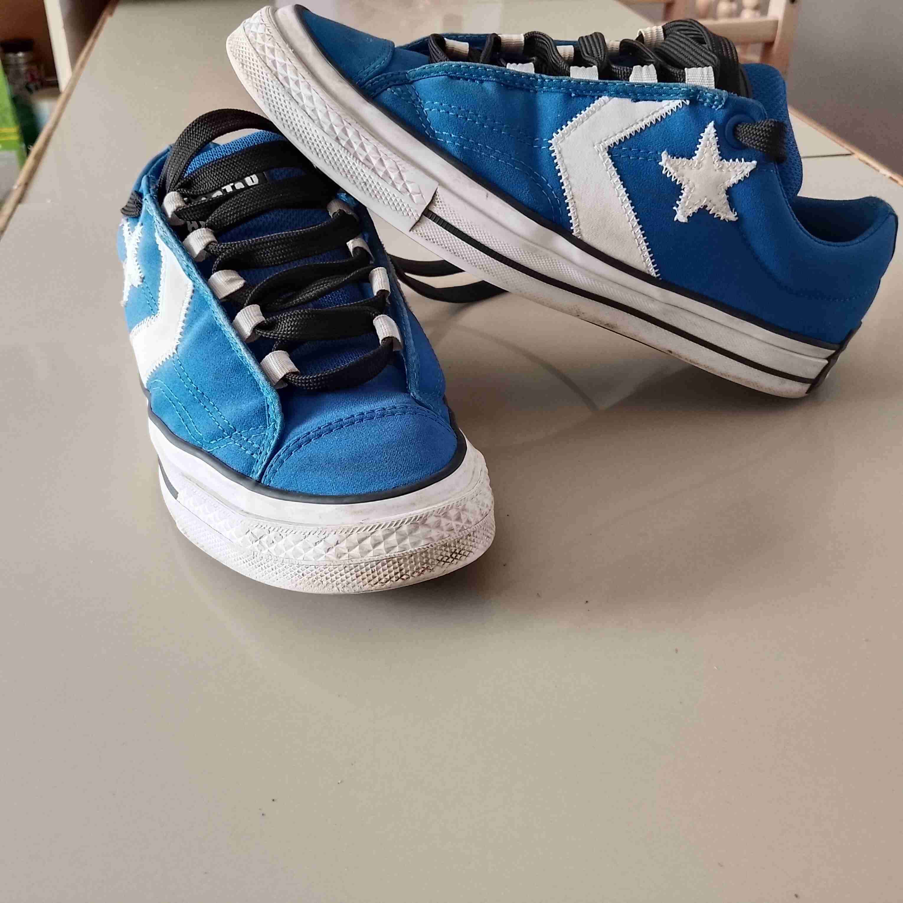 Zapatillas converse  semi-nuevas  n°43 - miniatura 1