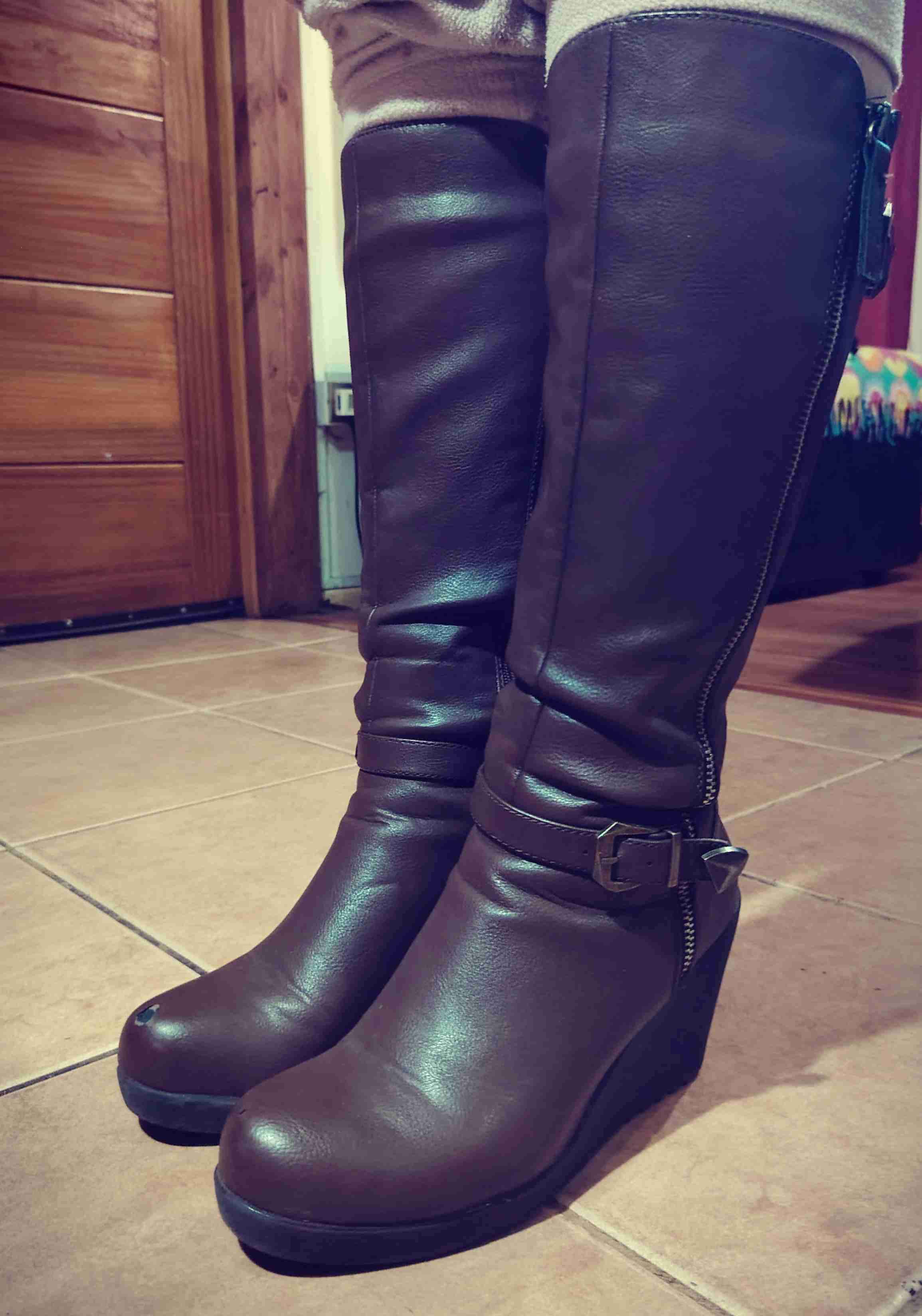 Botas largas de cuero marrón - miniatura 1