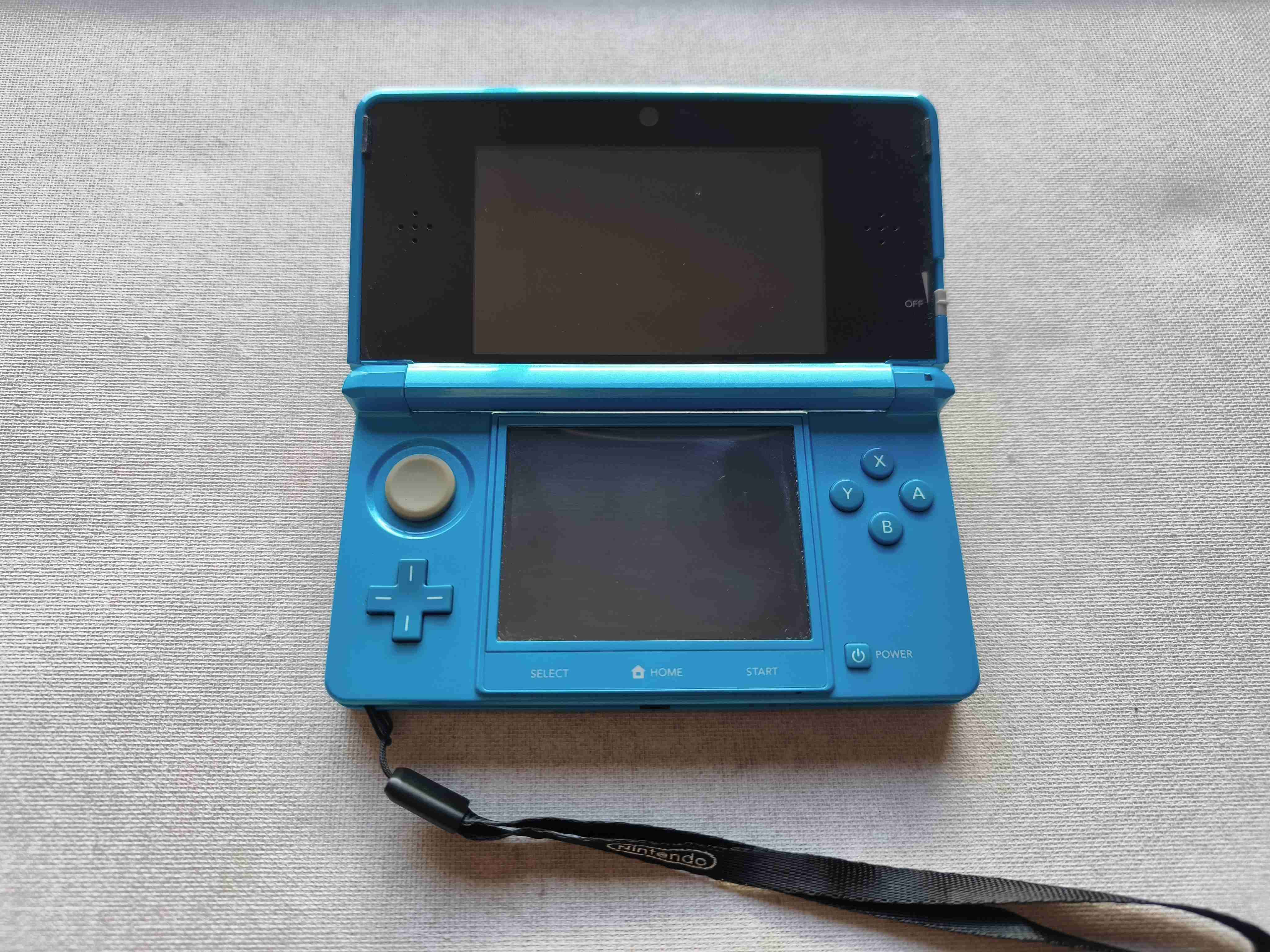 Nintendo 3DS + Accesorios - miniatura 1