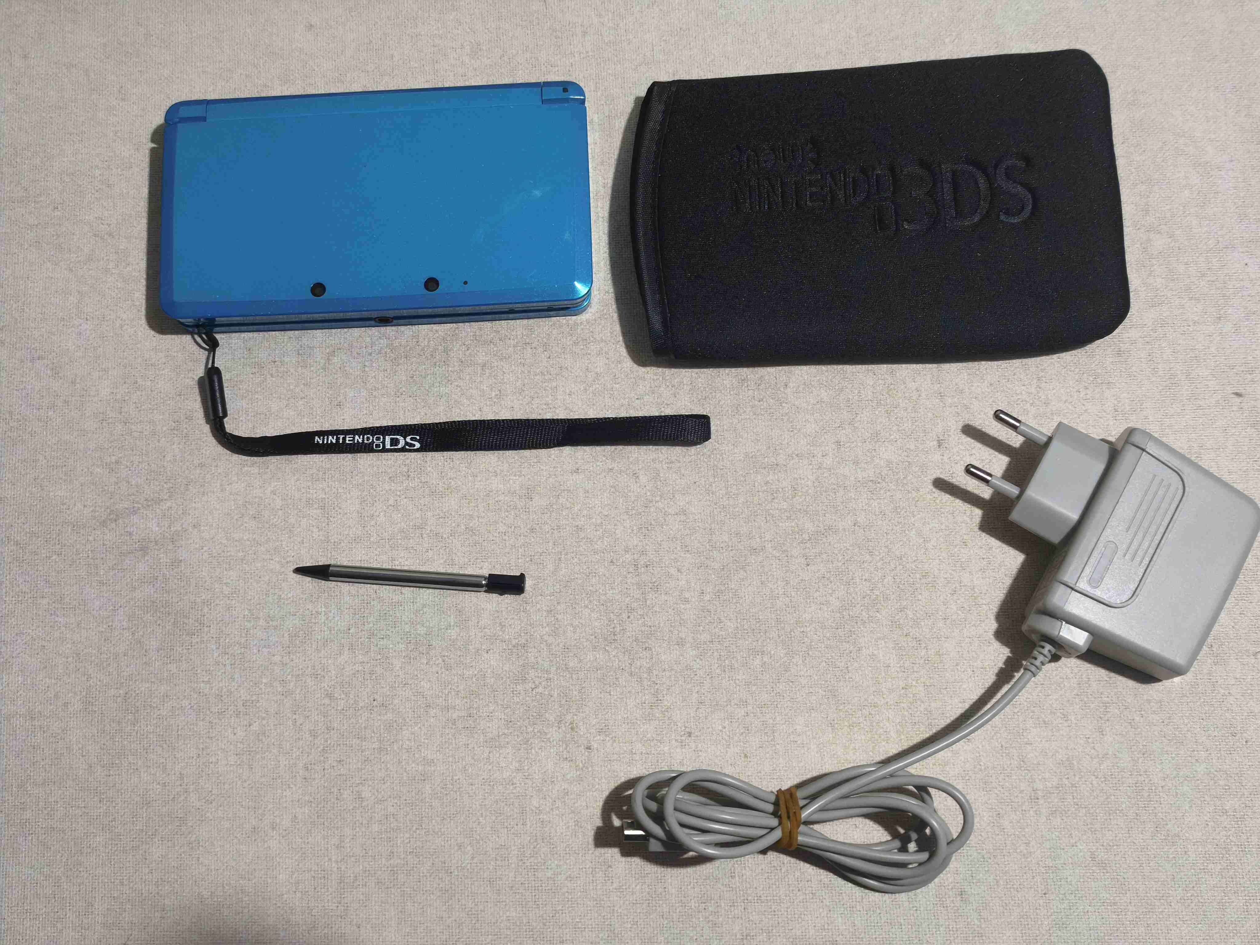 Nintendo 3DS + Accesorios - miniatura 4