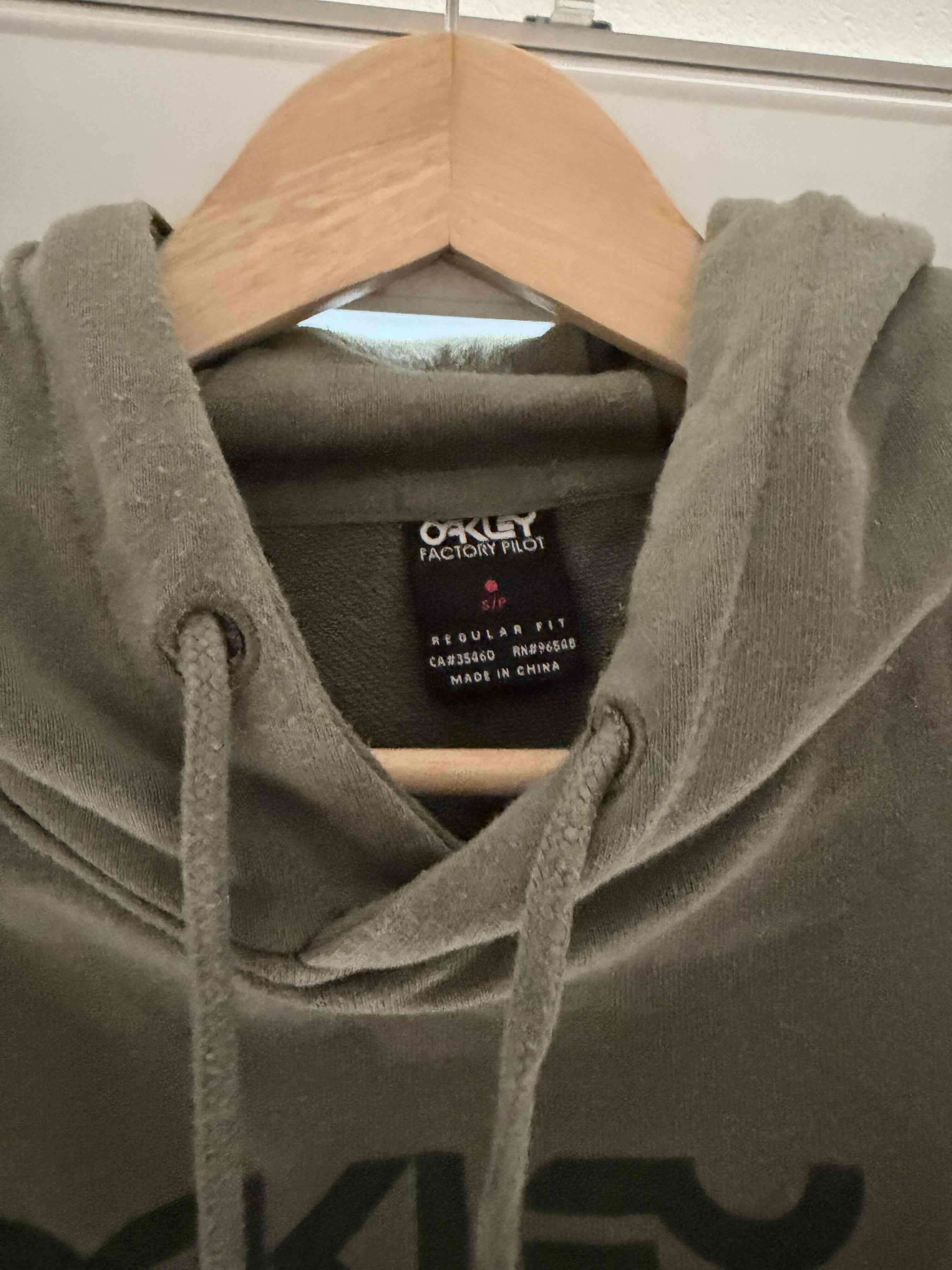 Poleron oakley - miniatura 2