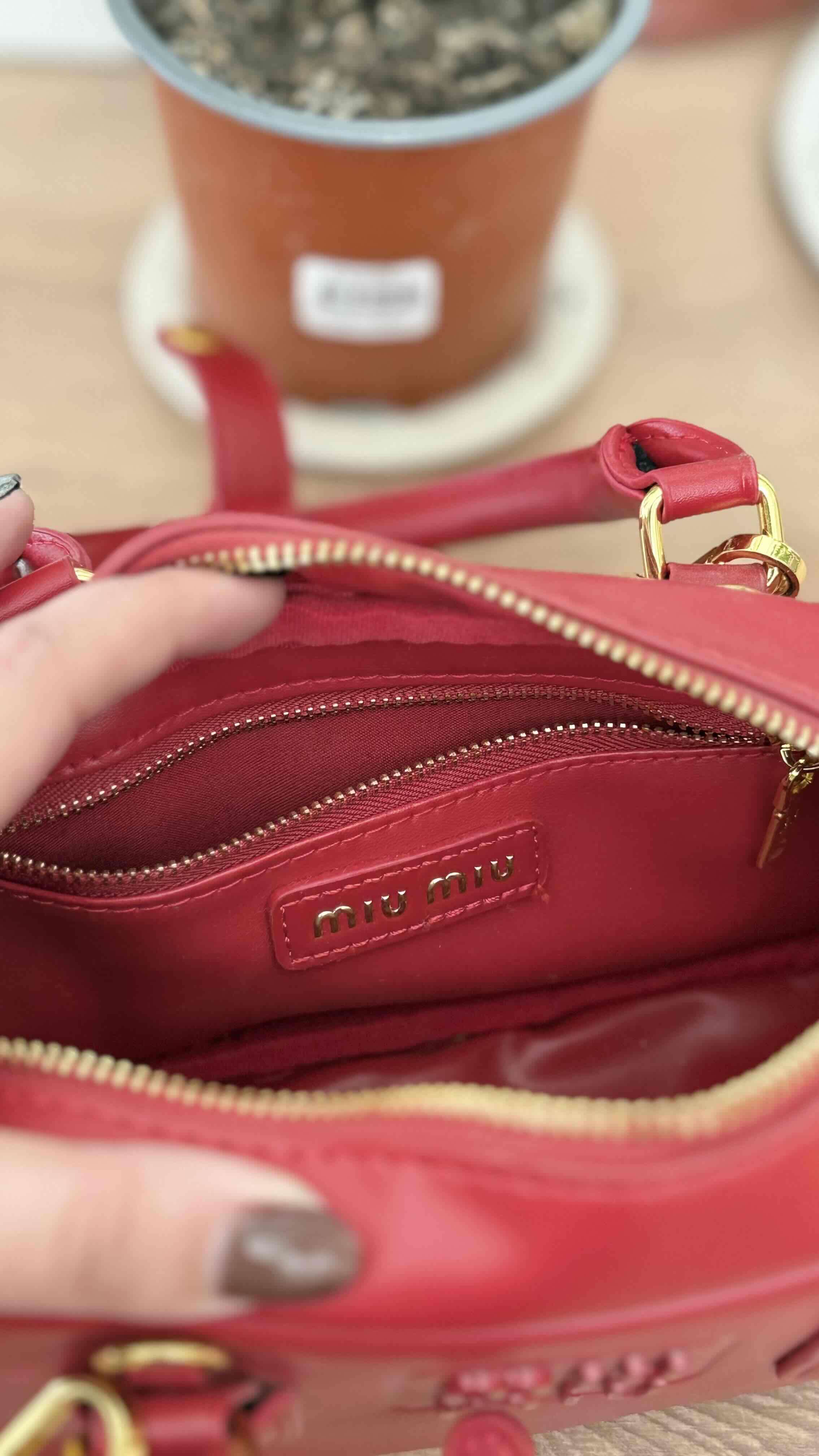 Cartera roja Miu Miuaaa - miniatura 3