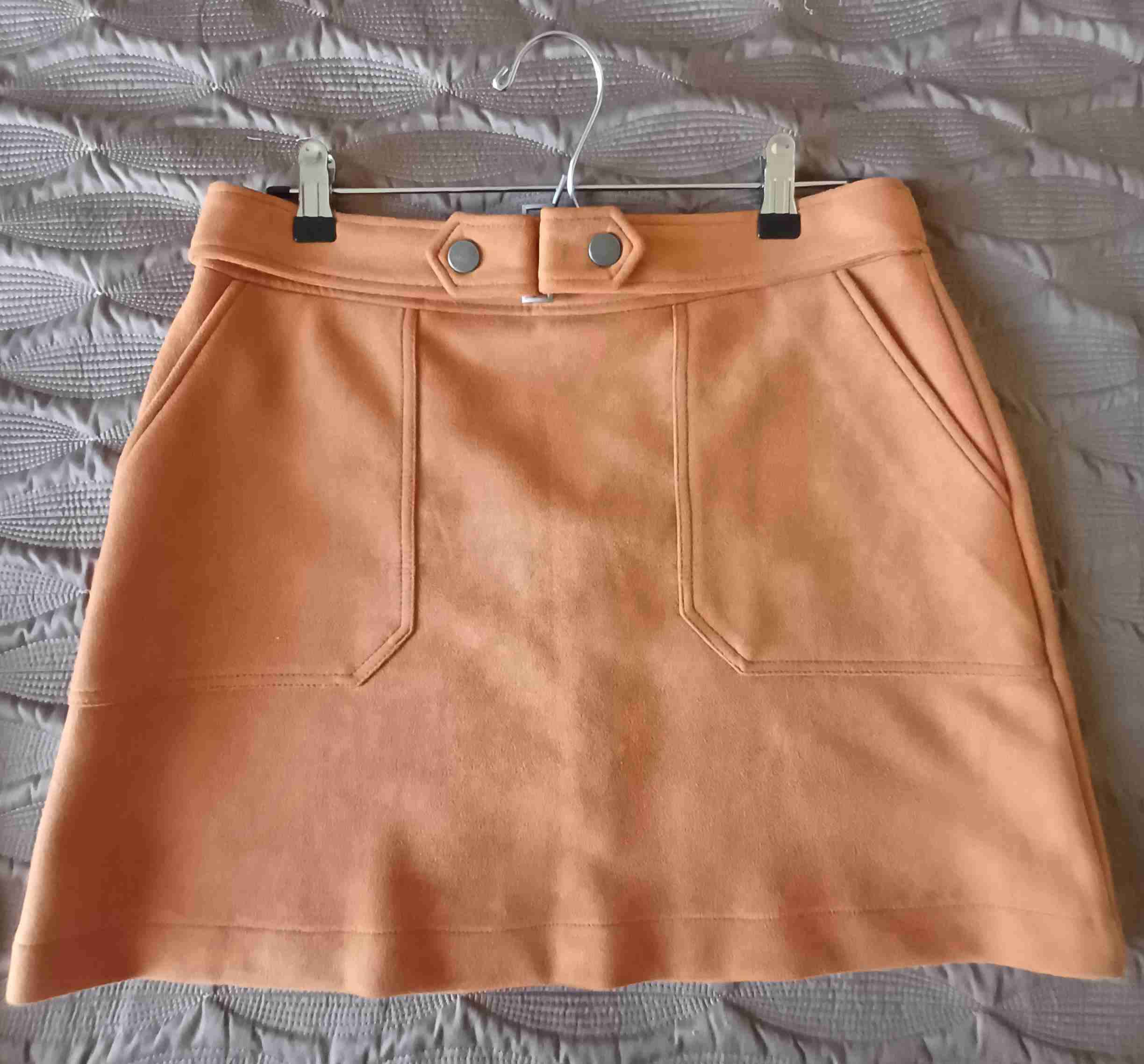 Falda corta color durazno IO - miniatura 1