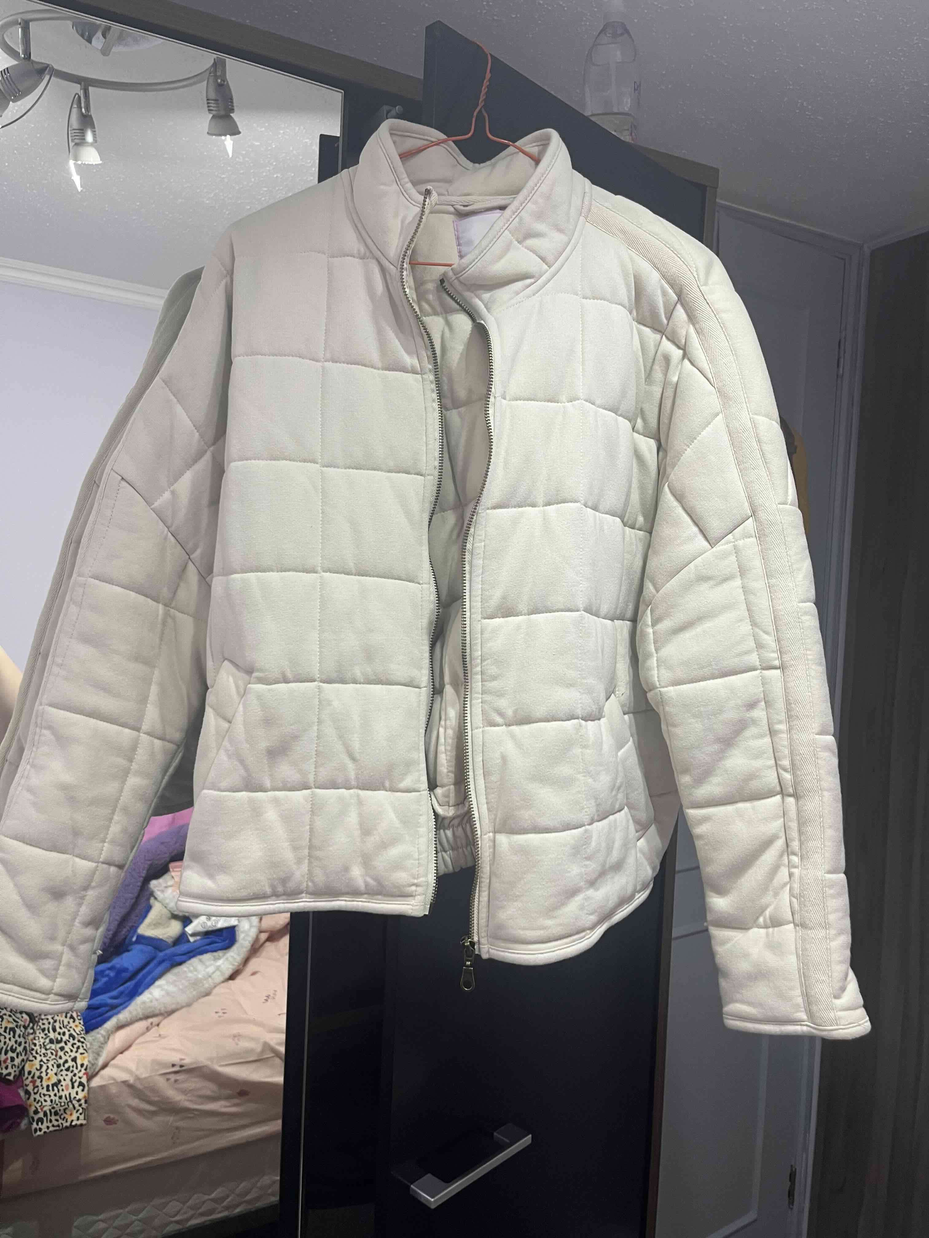 Chaqueta acolchada blanca - miniatura 1