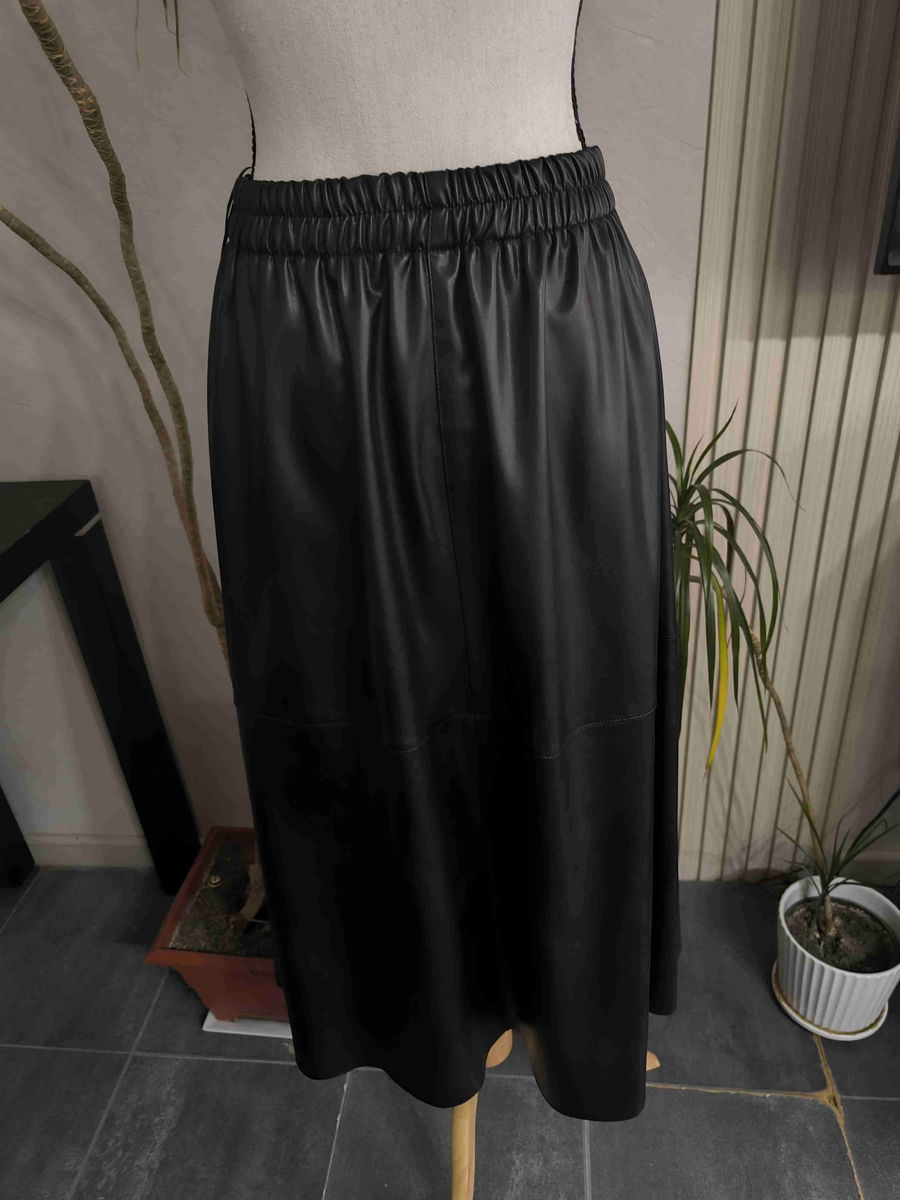 Falda larga eco cuero ZARA - miniatura 4