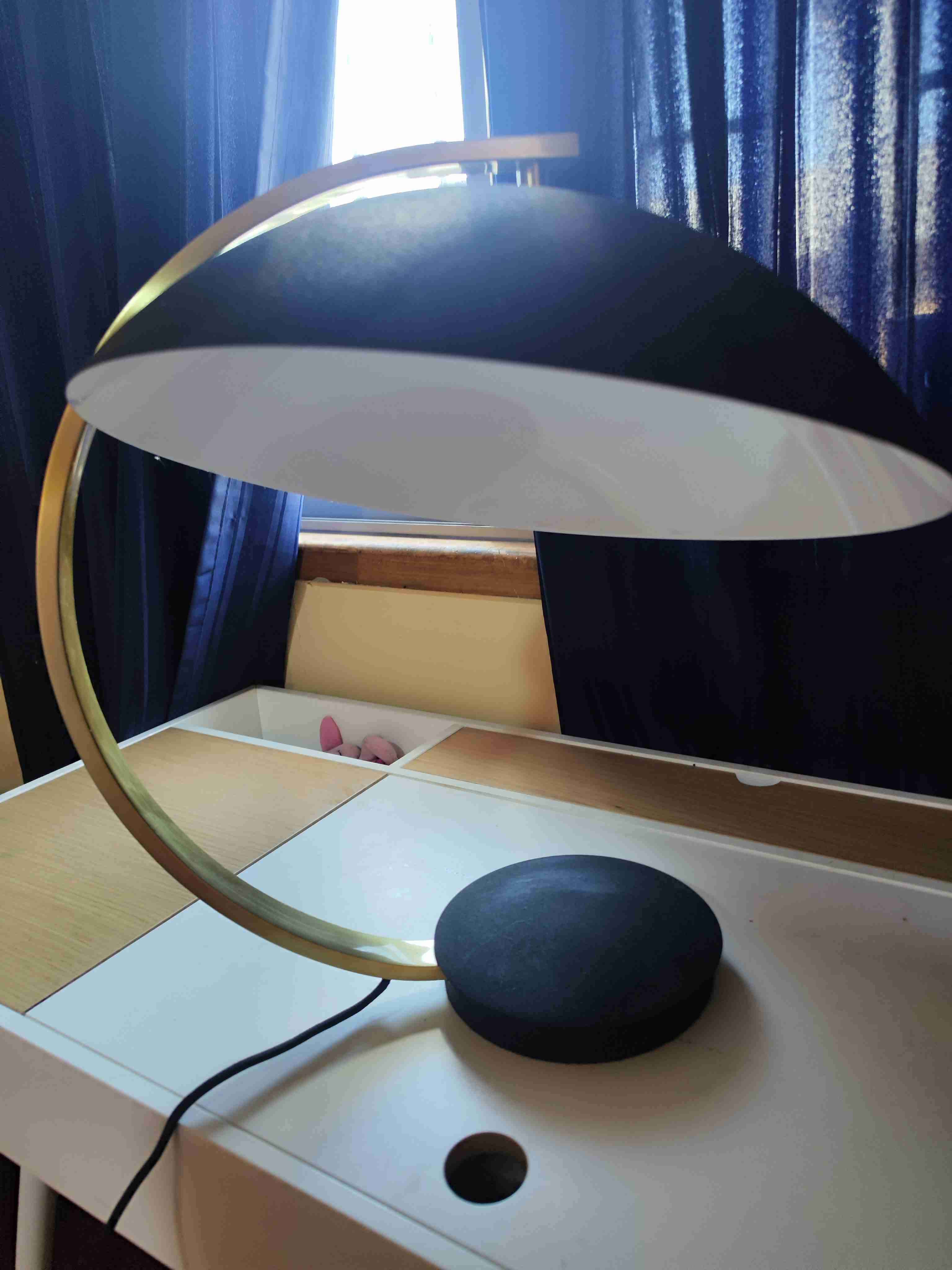 Lámpara de mesa negra moderna - miniatura 3