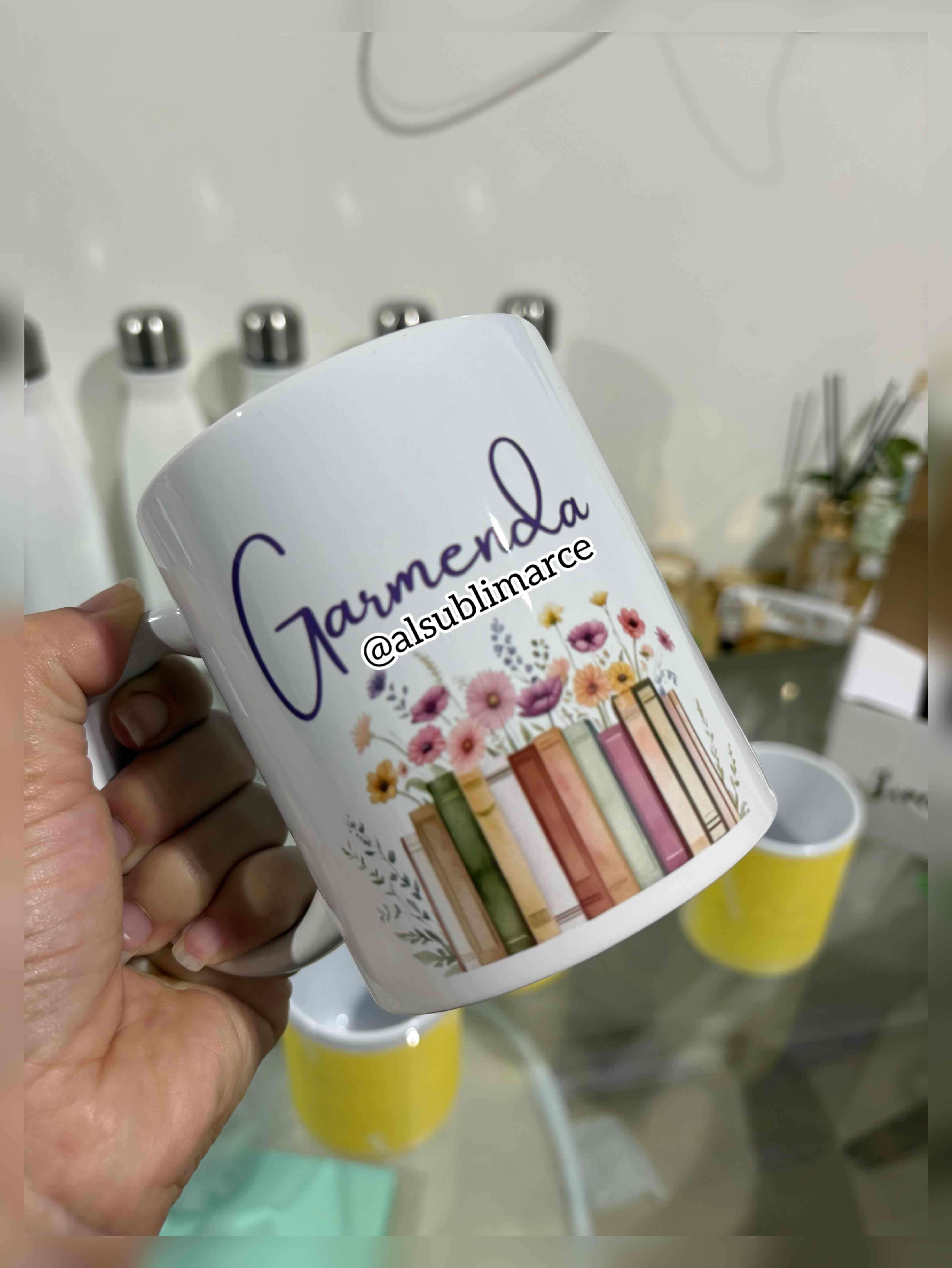 Taza personalizada con diseño floral - miniatura 2