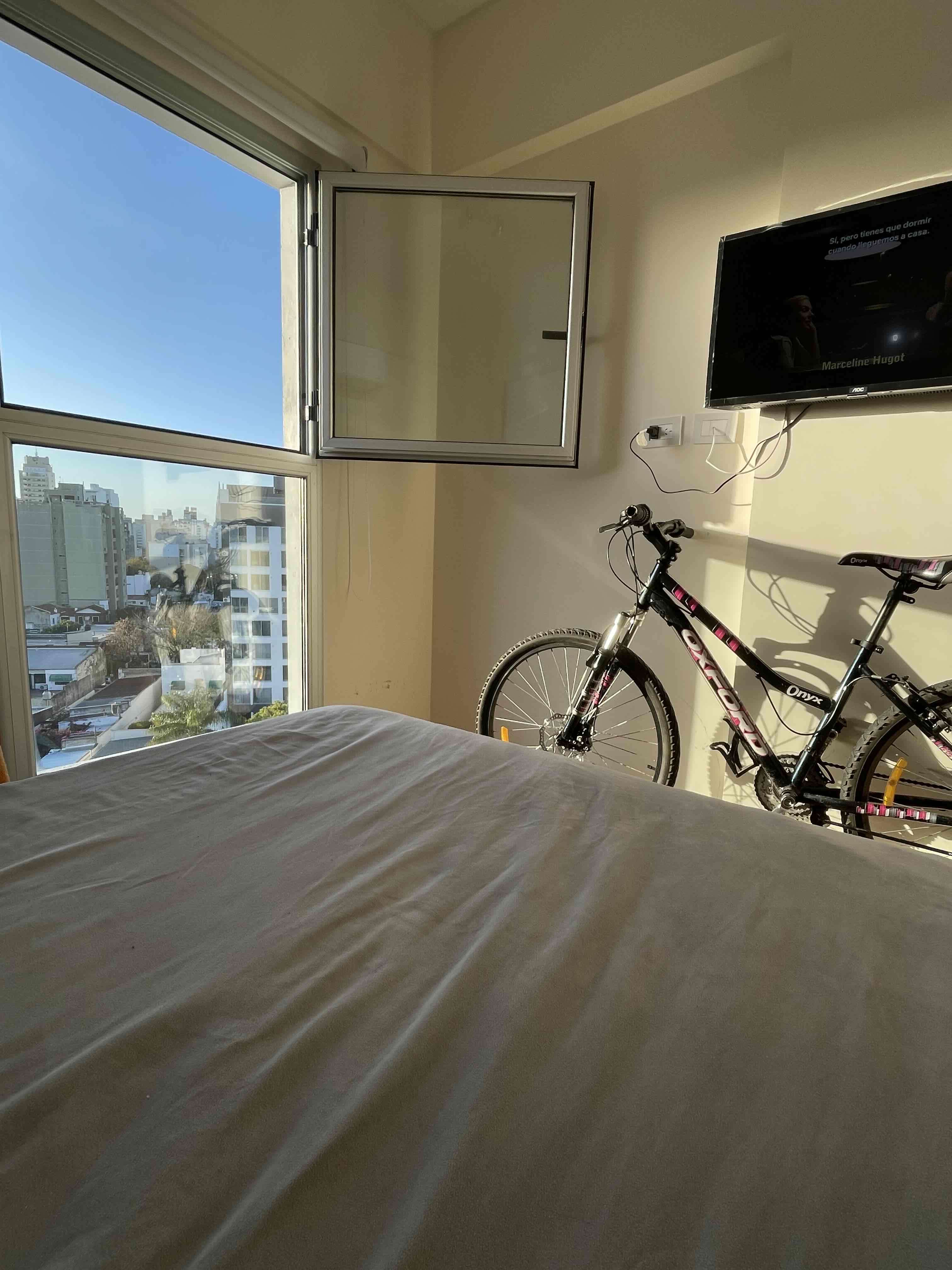 Bicicleta Oxford negra y rosa - miniatura 3